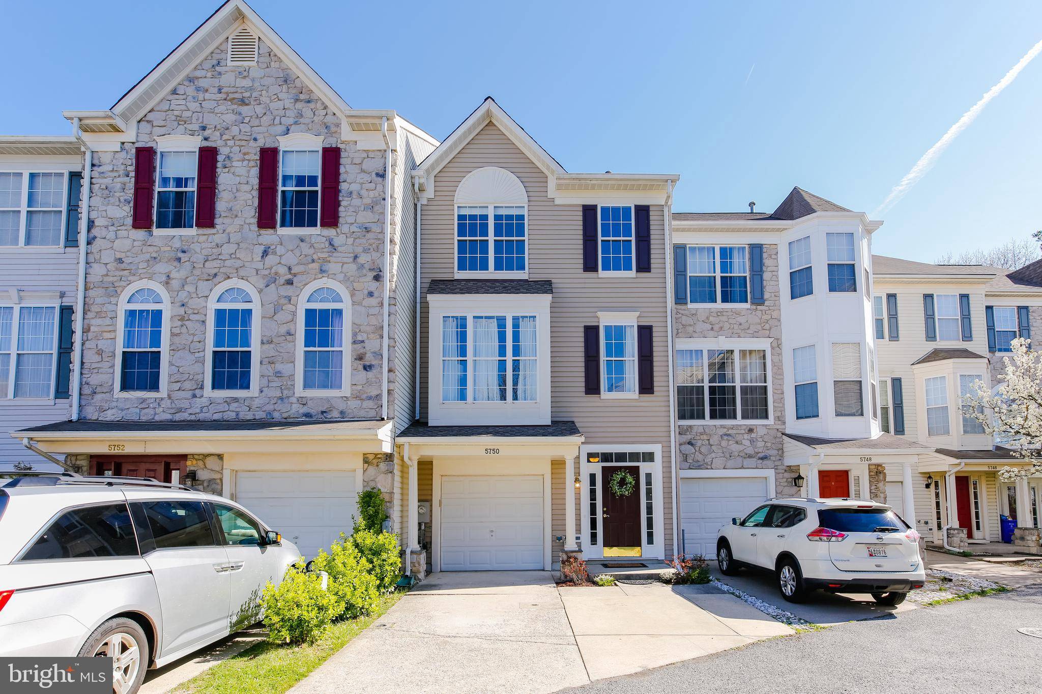 Ellicott City, MD 21043,5750 GOLDFINCH CT