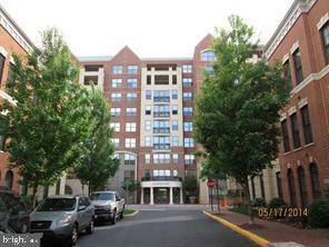 Woodbridge, VA 22191,485 HARBOR SIDE ST #412