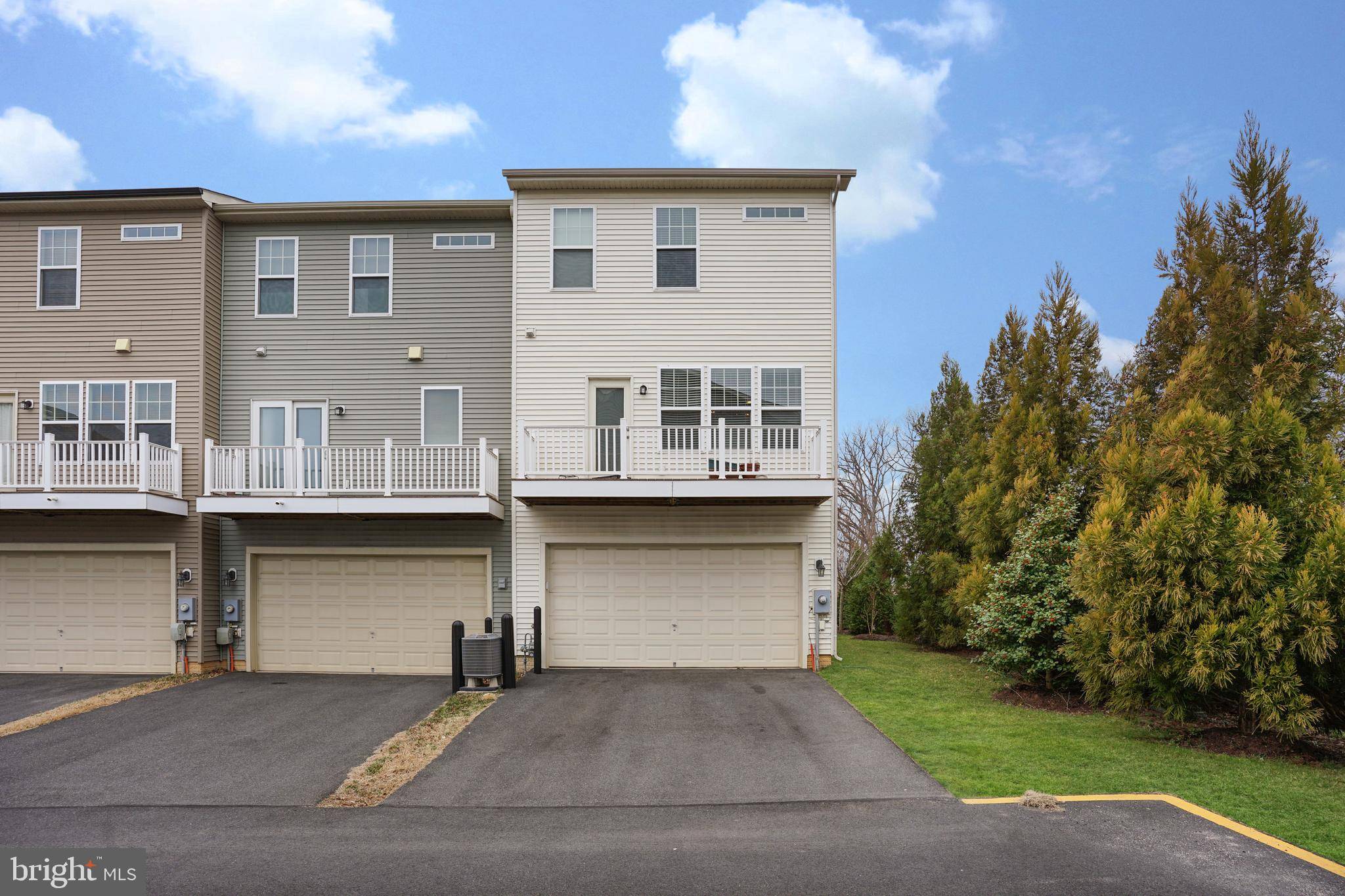 Chantilly, VA 20152,25490 CANCELLO TER