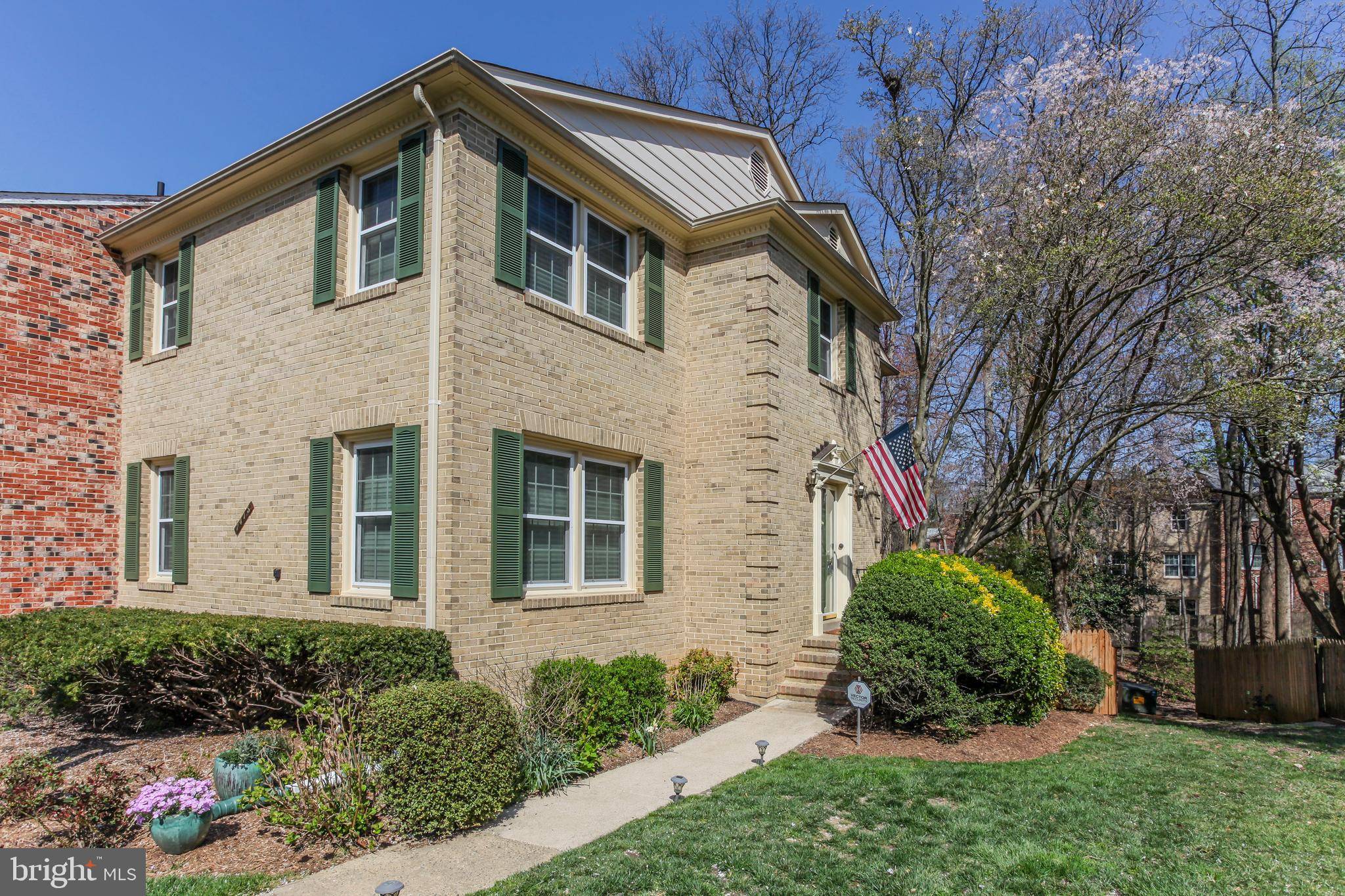 Springfield, VA 22153,7415 FOREST HUNT CT