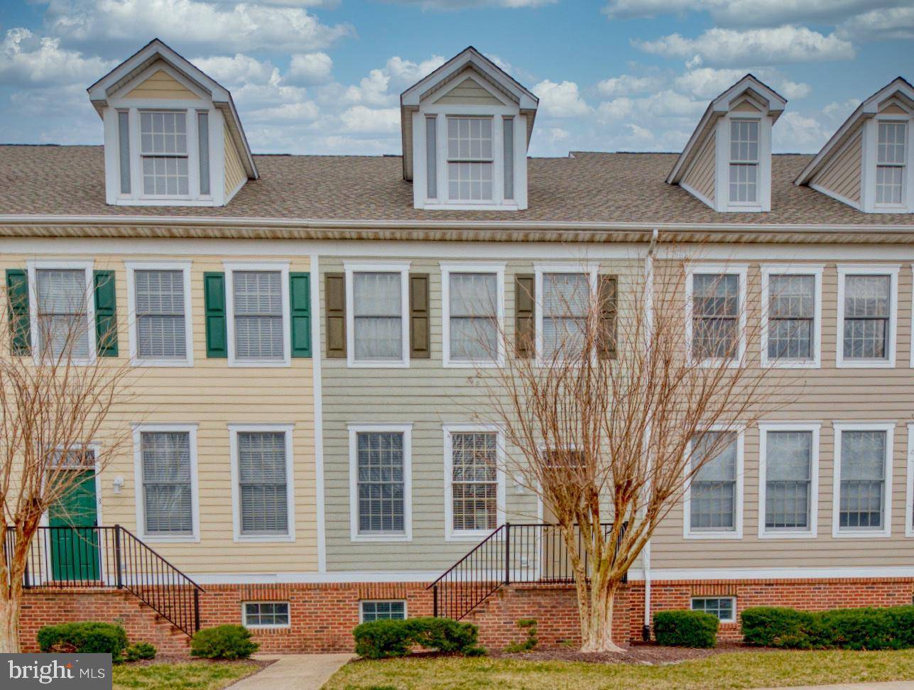 Ocean View, DE 19970,5 VILLAGE GREEN DR