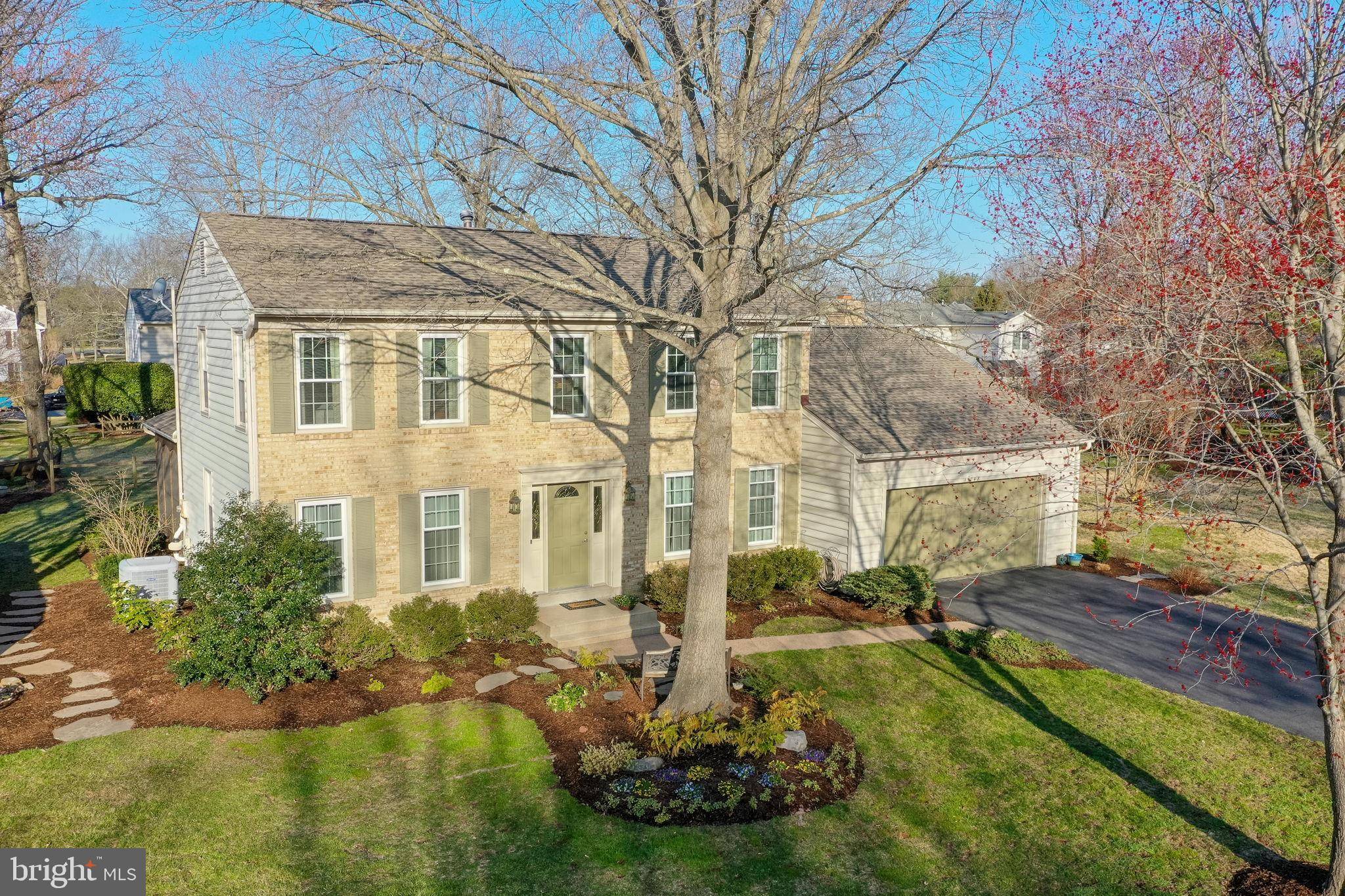 Centreville, VA 20120,15048 GREYMONT DR