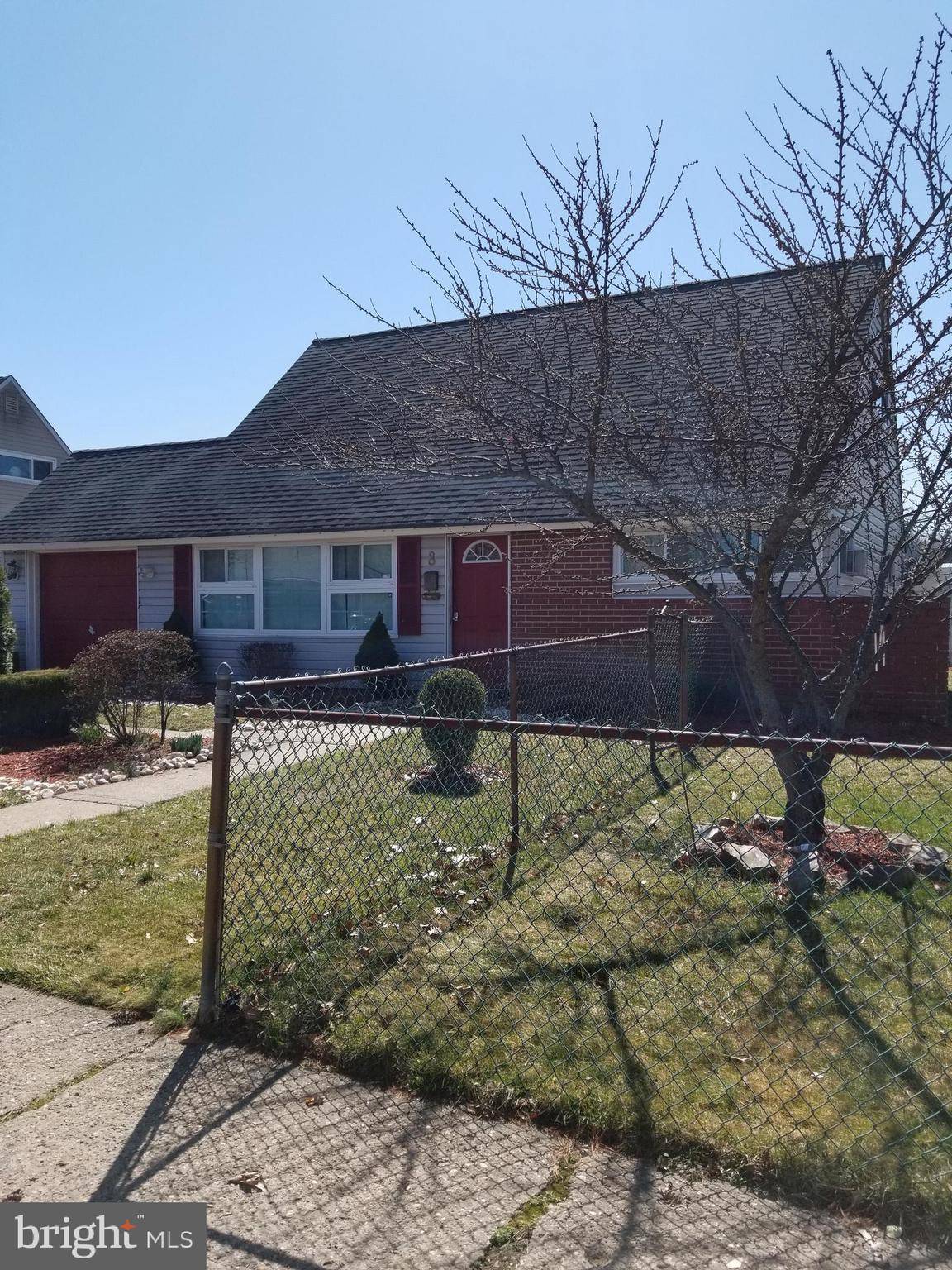 Levittown, PA 19056,8 MILL BEND RD