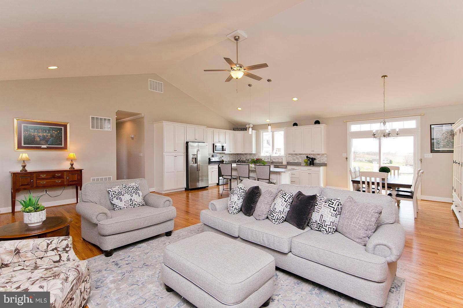 Stephens City, VA 22655,100 POMME CIR