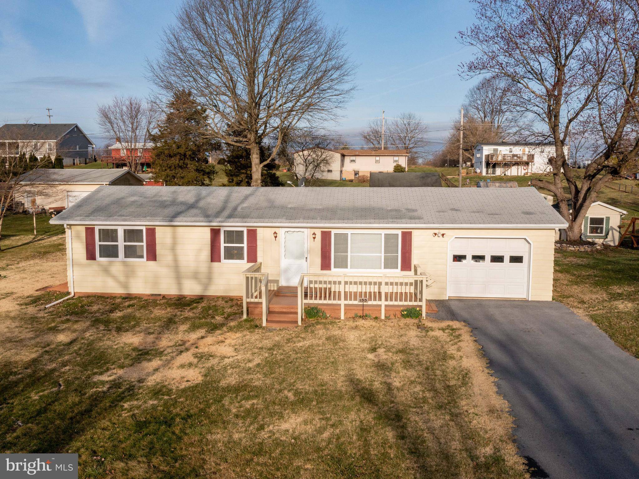 Charles Town, WV 25414,133 AZALEA DR