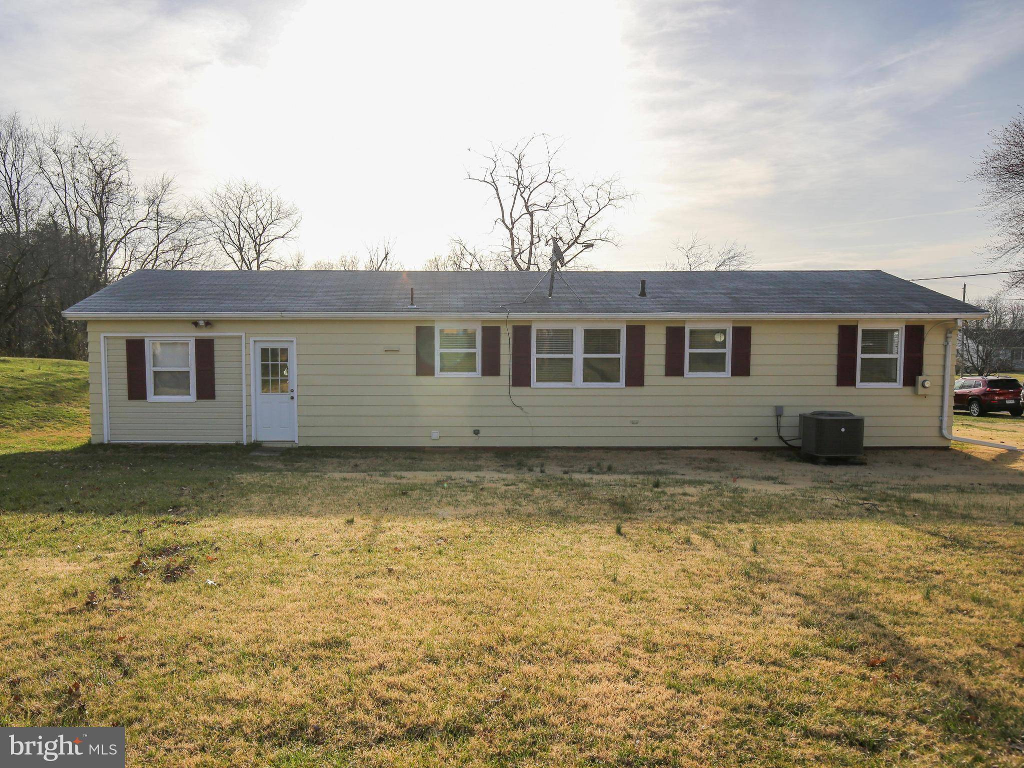 Charles Town, WV 25414,133 AZALEA DR