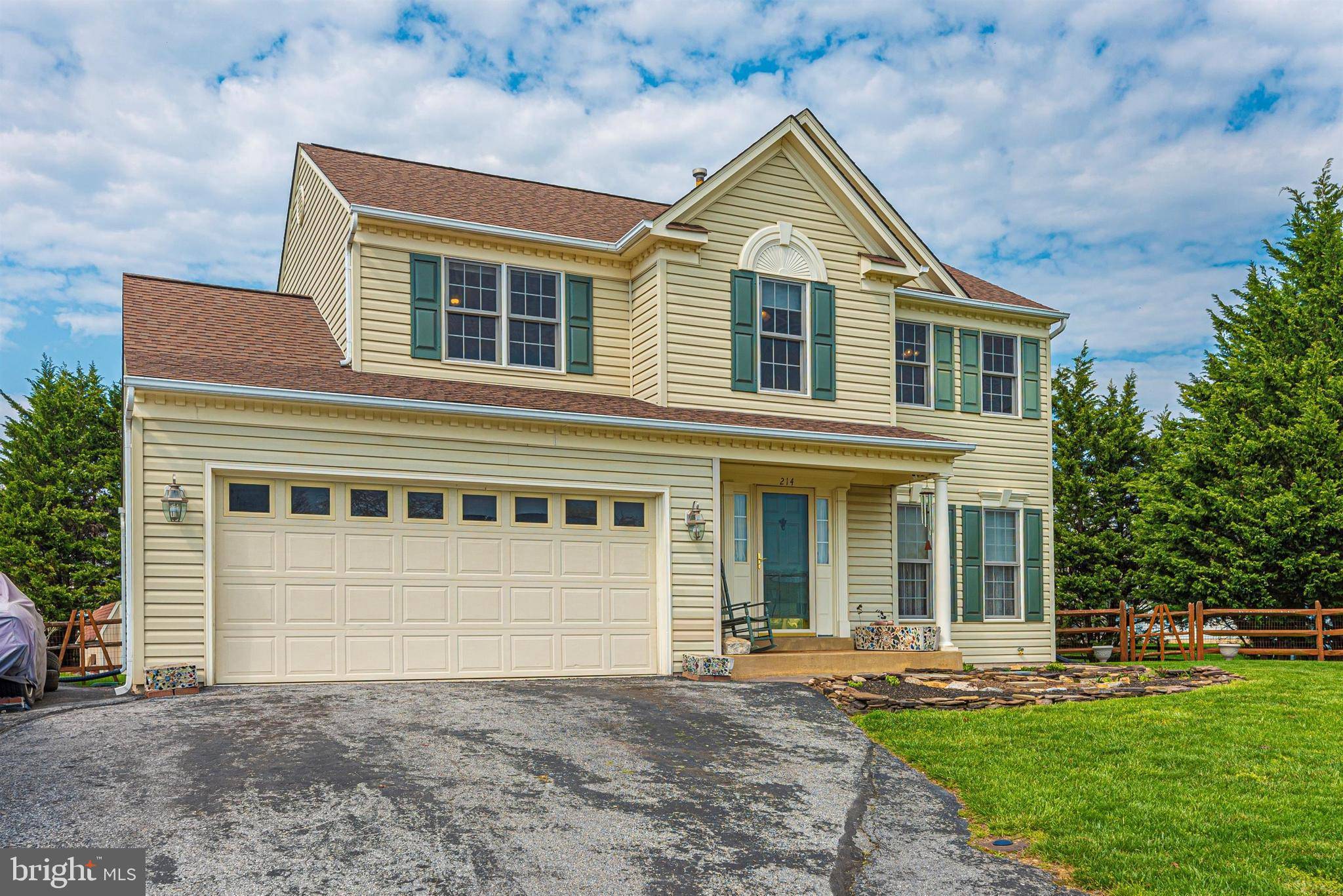 Walkersville, MD 21793,214 WINTER BROOK CT