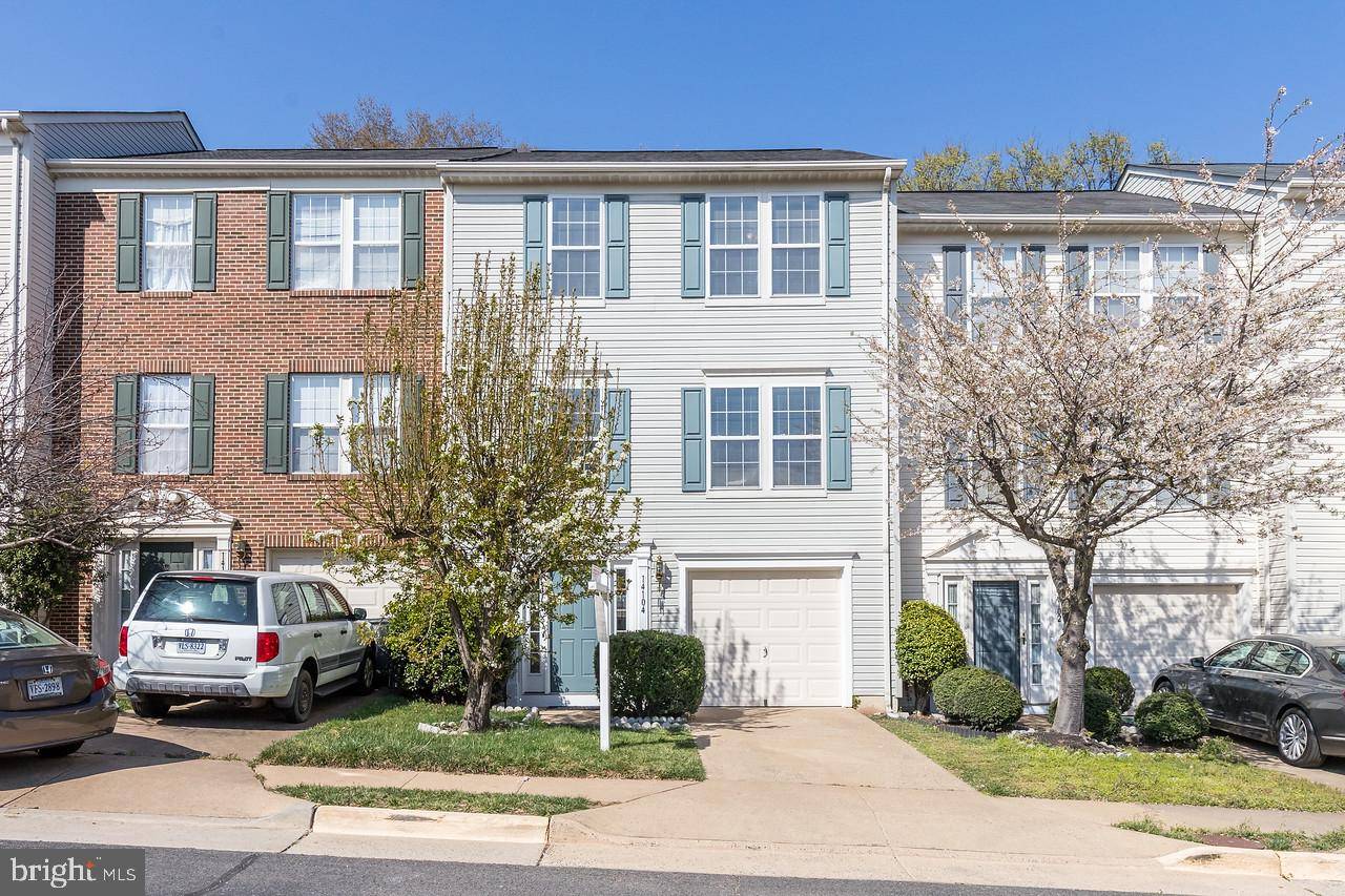 Centreville, VA 20121,14104 DARKWOOD CIR