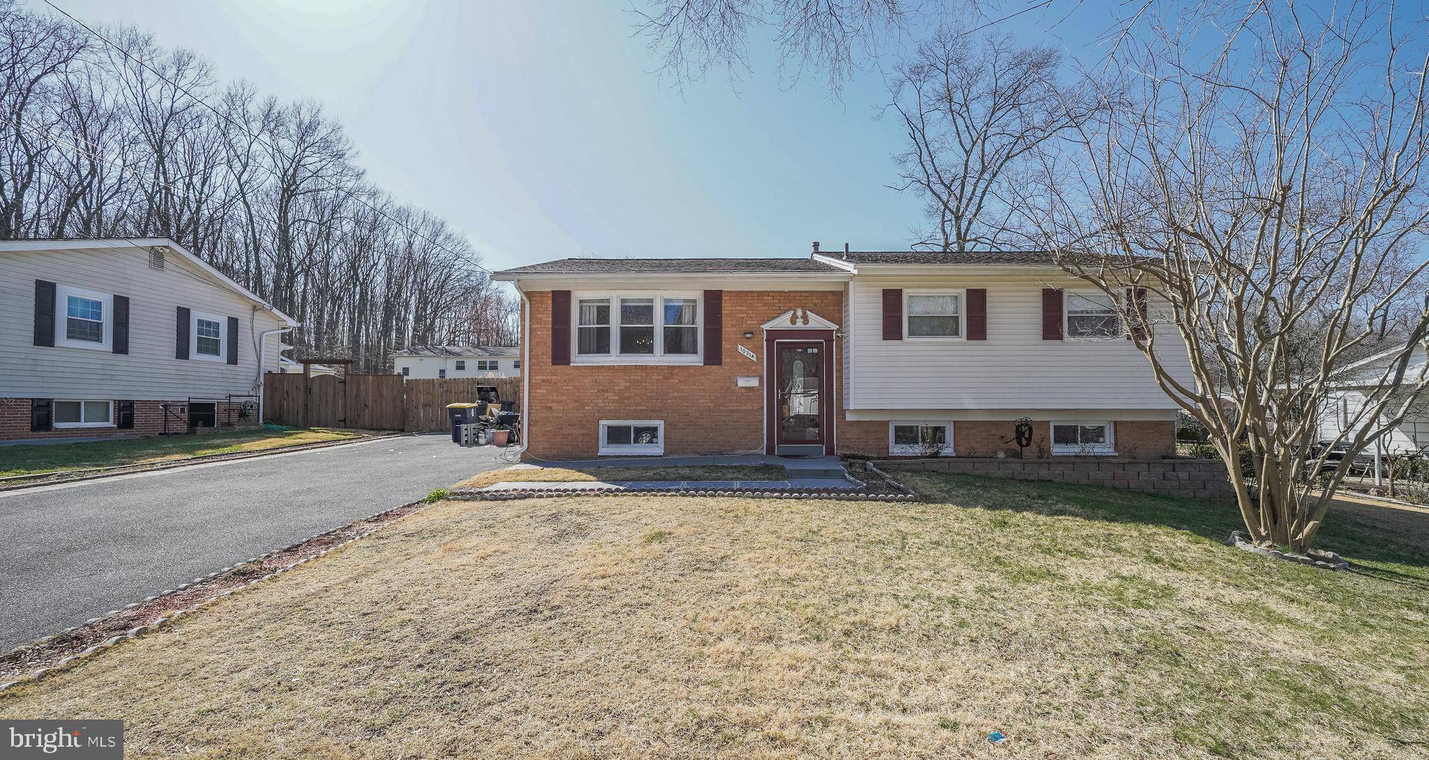 Adelphi, MD 20783,10314 ASTER LN