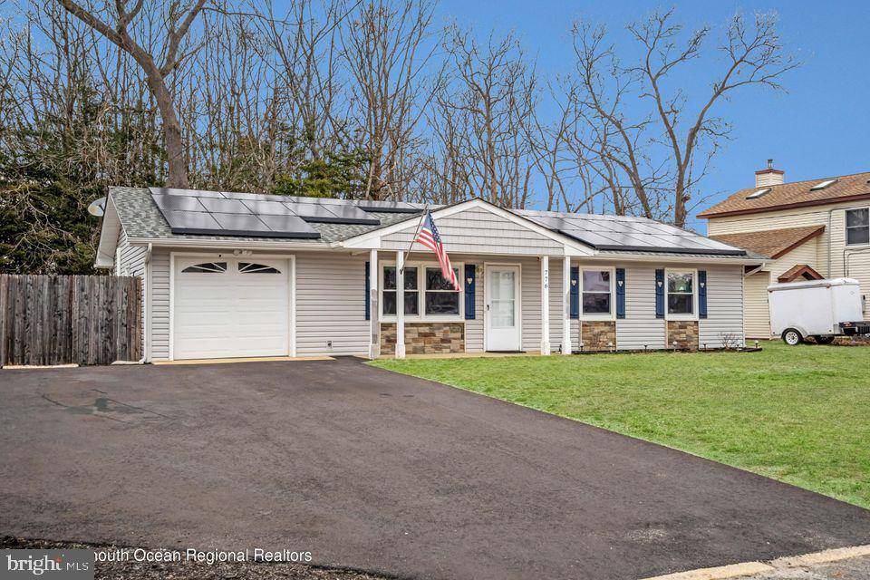 Lanoka Harbor, NJ 08734,776 BRIAR RD