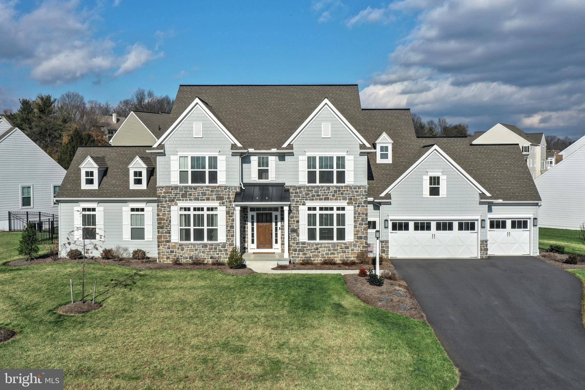 Lititz, PA 17543,1067 VALLEY CROSSING DR