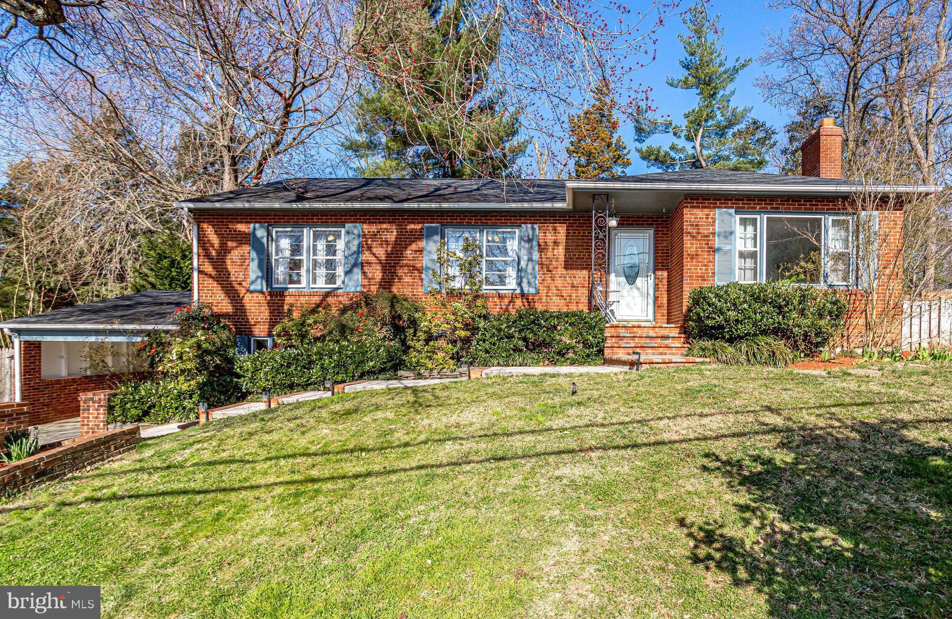 Falls Church, VA 22044,3252 PEACE VALLEY LN