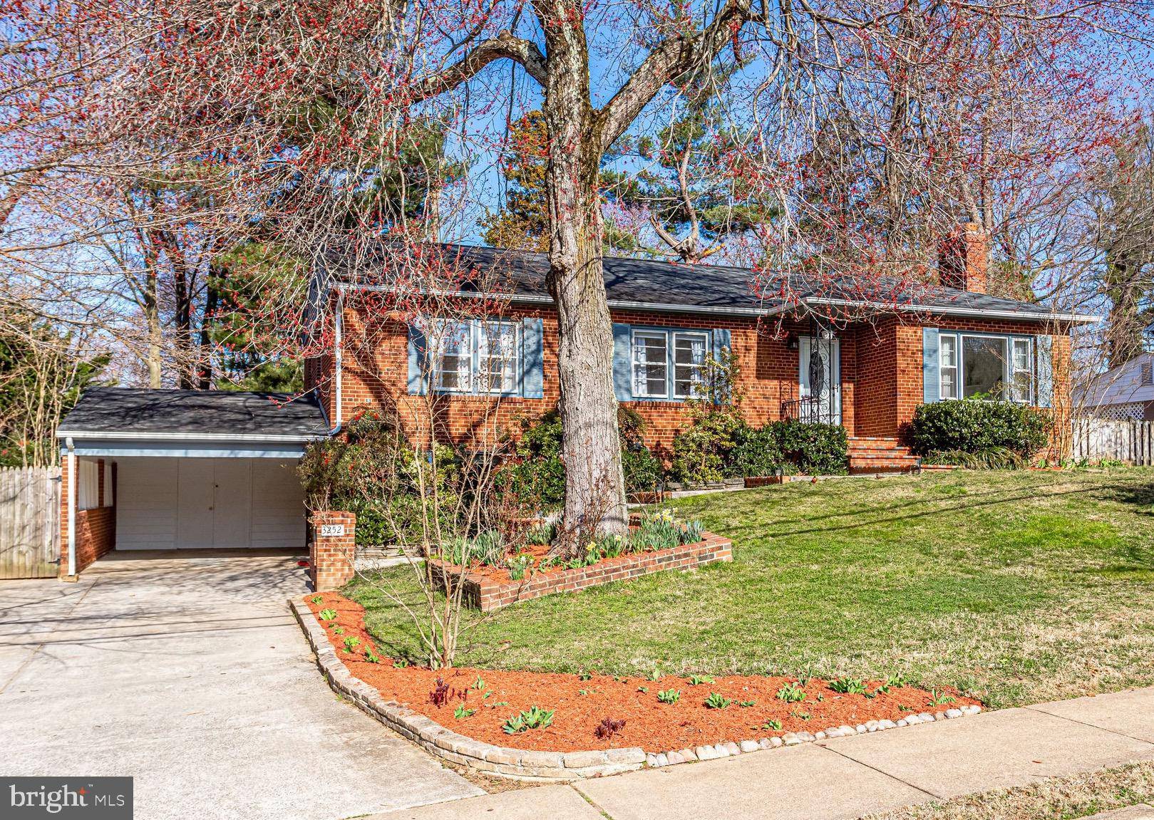 Falls Church, VA 22044,3252 PEACE VALLEY LN