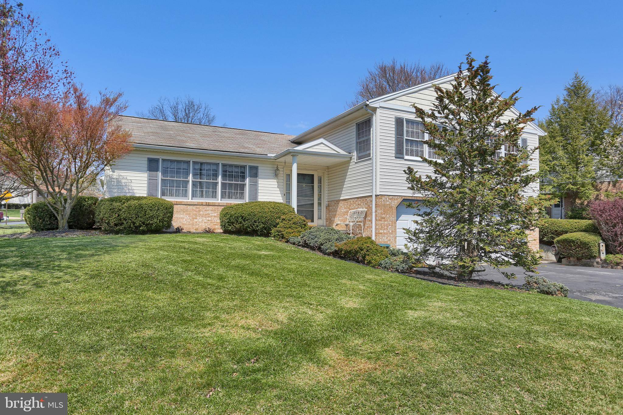 Dillsburg, PA 17019,23 CORVAIR DR