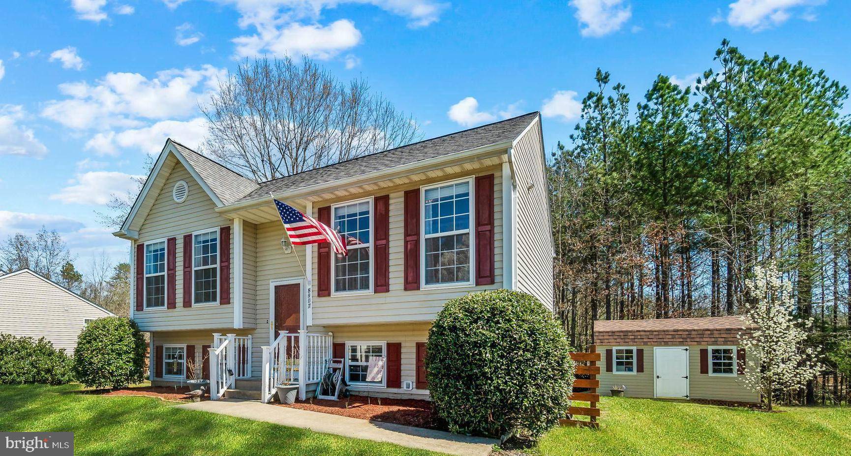 Fredericksburg, VA 22408,8907 HANDY CT