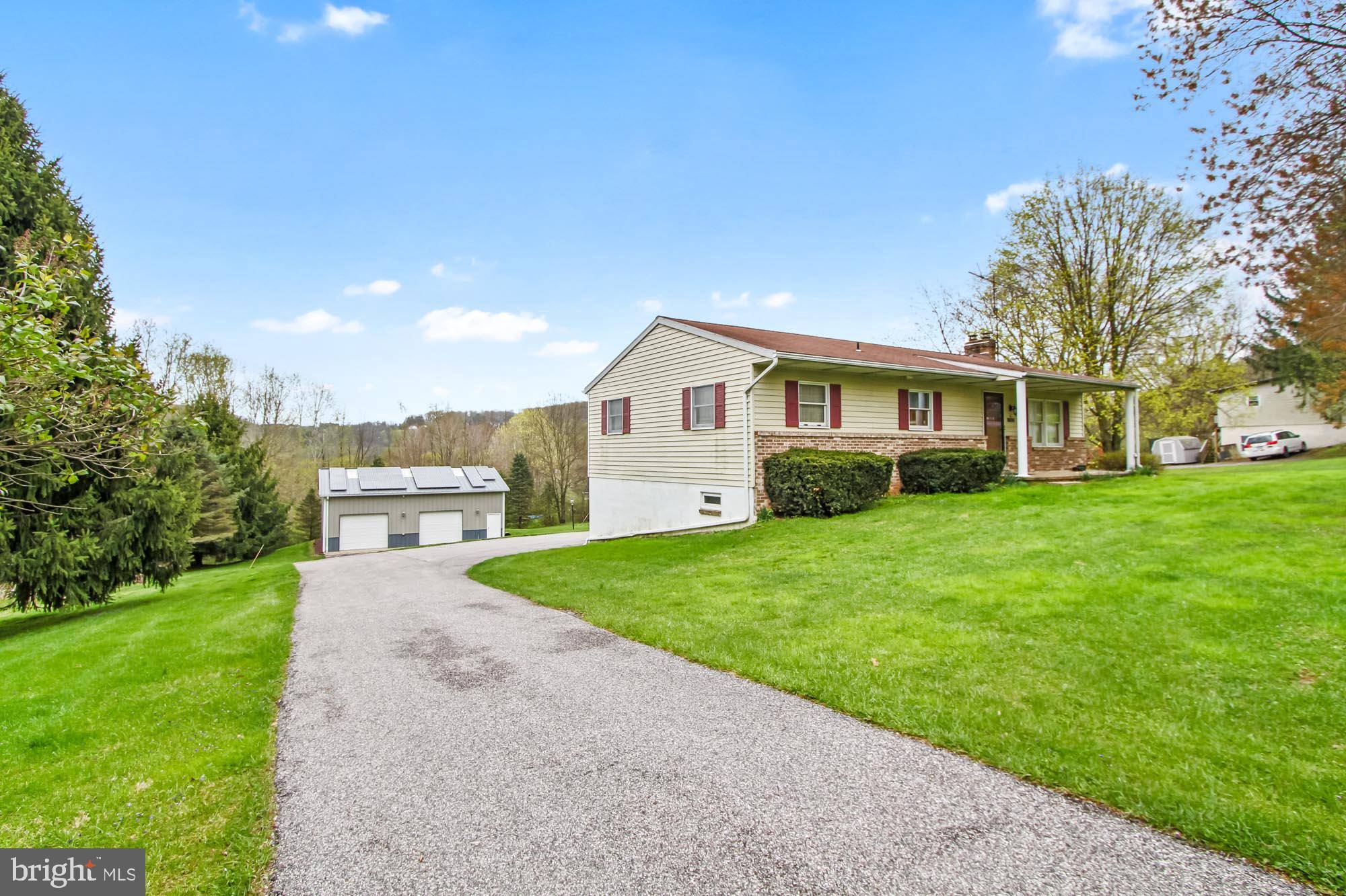 Felton, PA 17322,11379 CROSS ROADS AV.