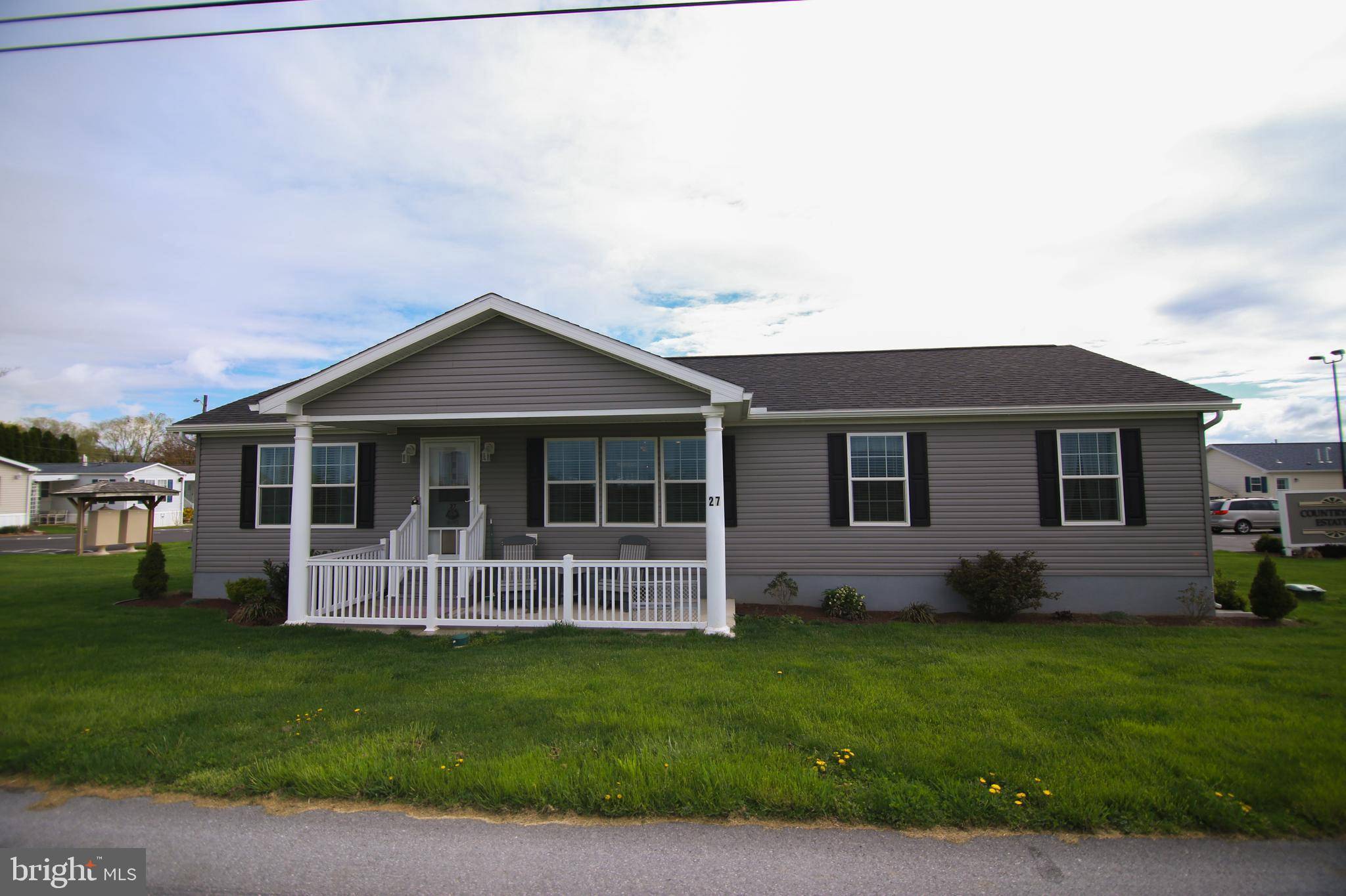 Gordonville, PA 17529,27 COUNTRYSIDE DR