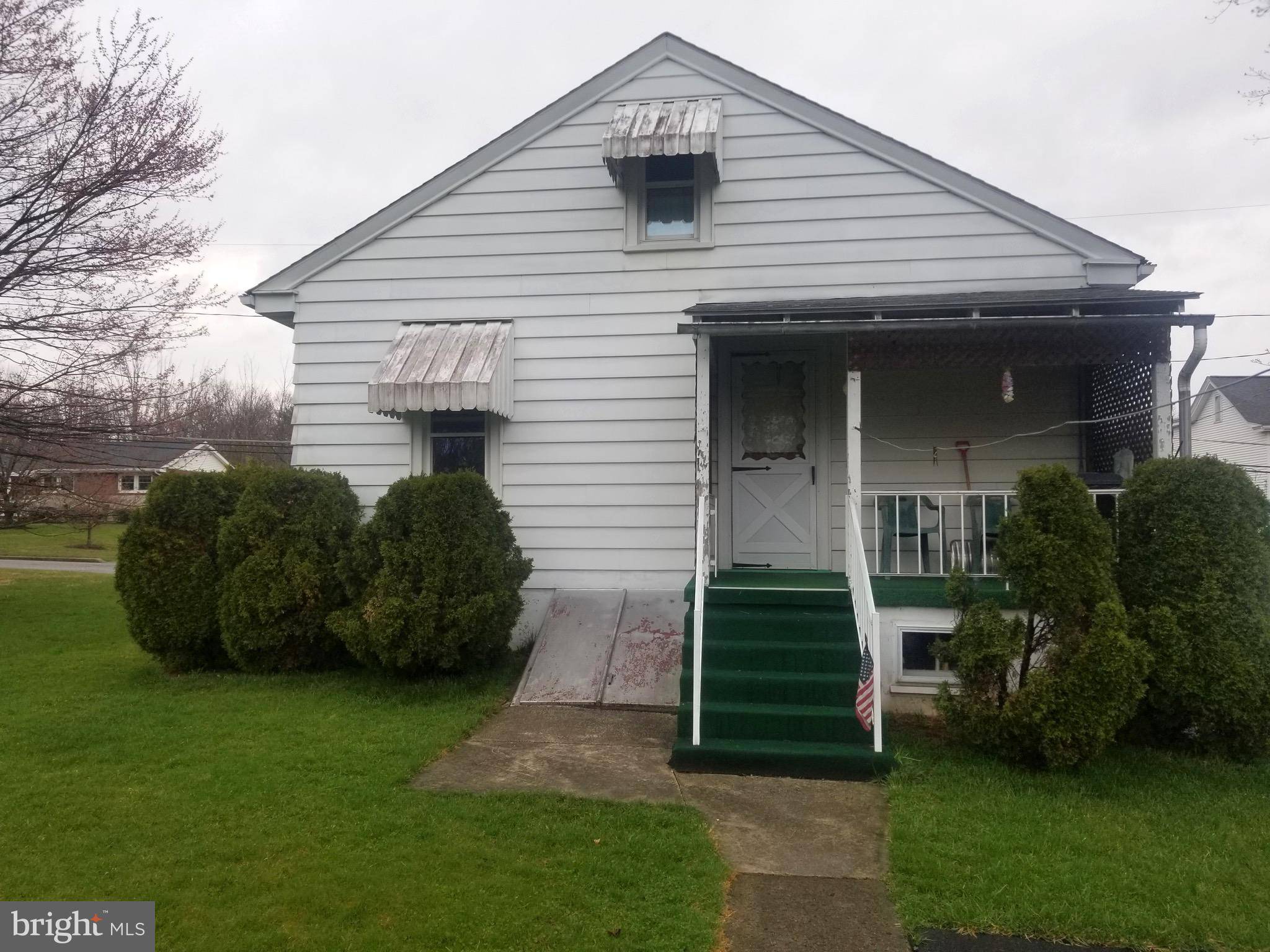 Orwigsburg, PA 17961,633 N WARREN ST