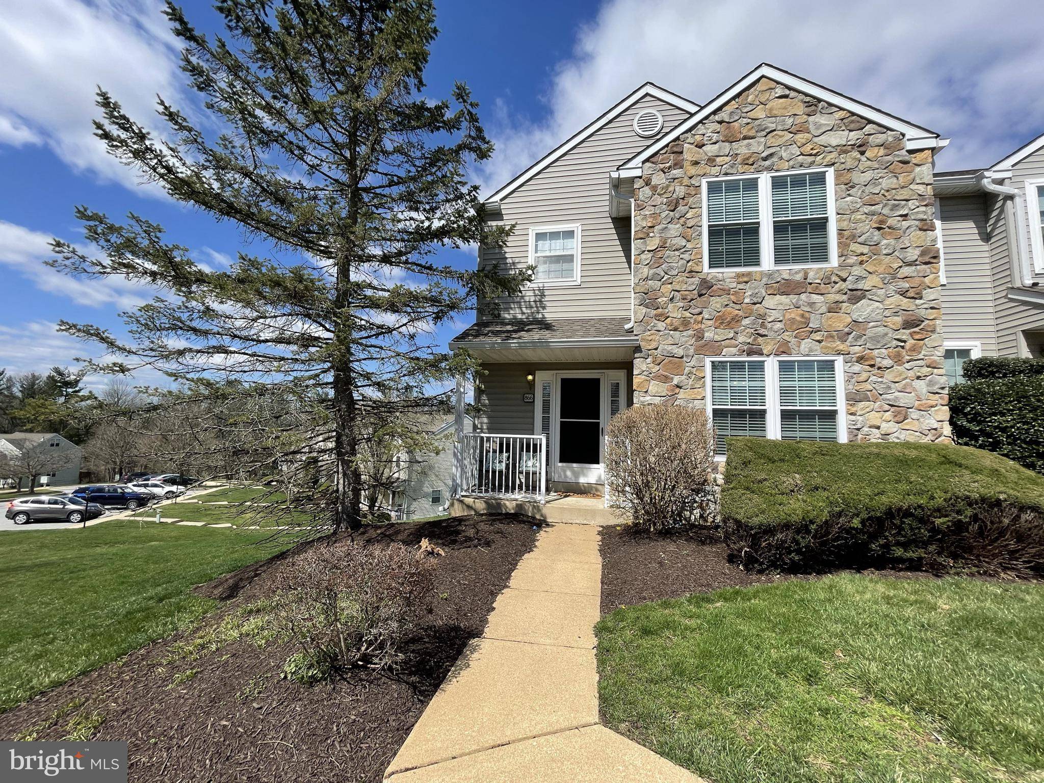 West Chester, PA 19382,866 AMBER LN