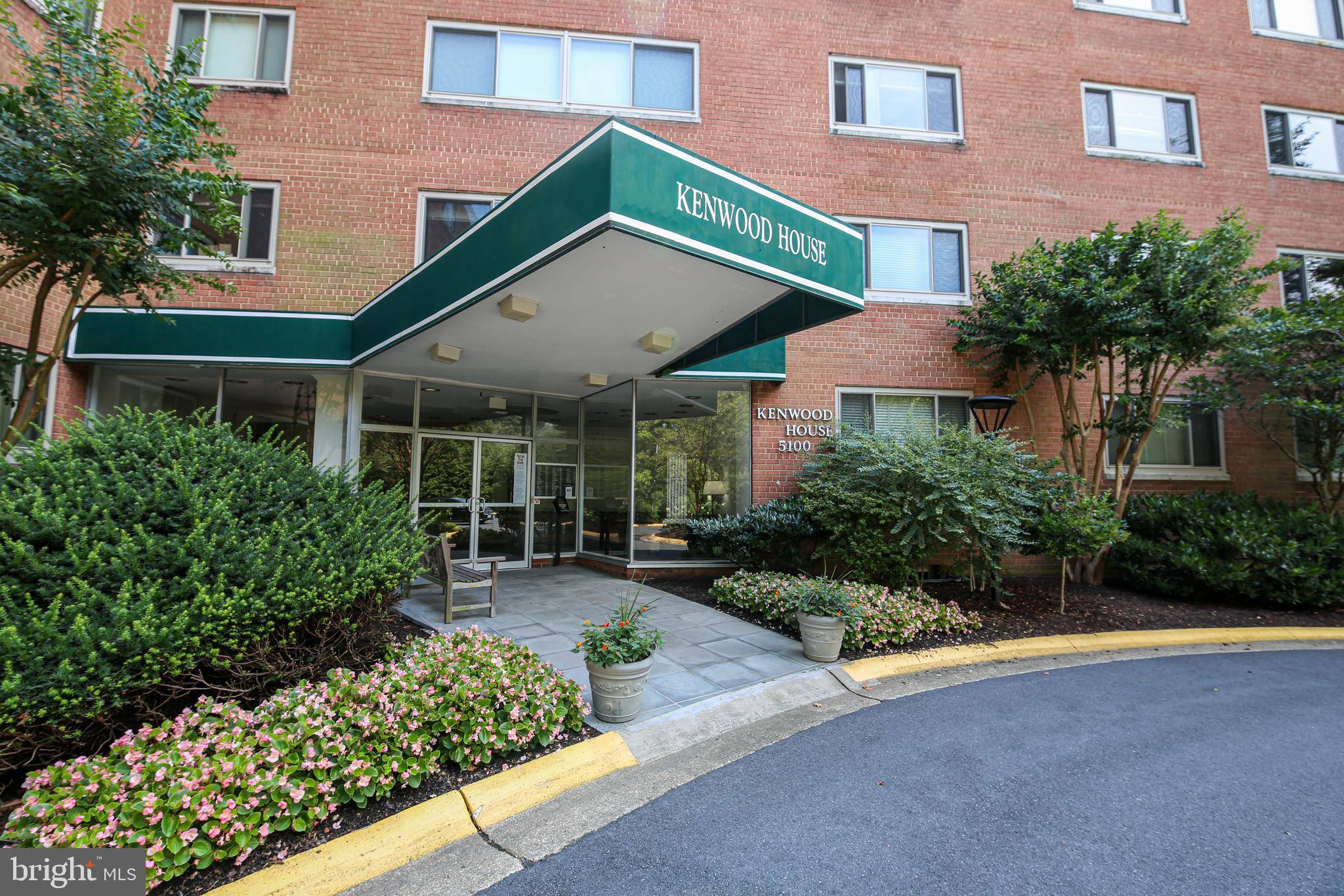 Chevy Chase, MD 20815,5100 DORSET AVE #403