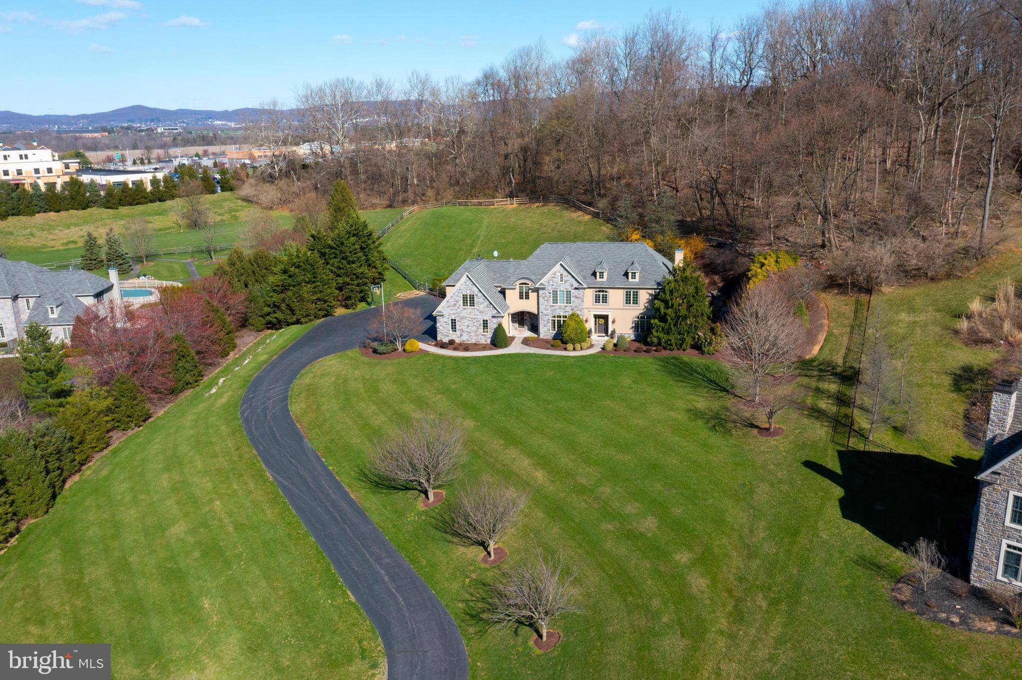 Wyomissing, PA 19610,3 WOODS WAY