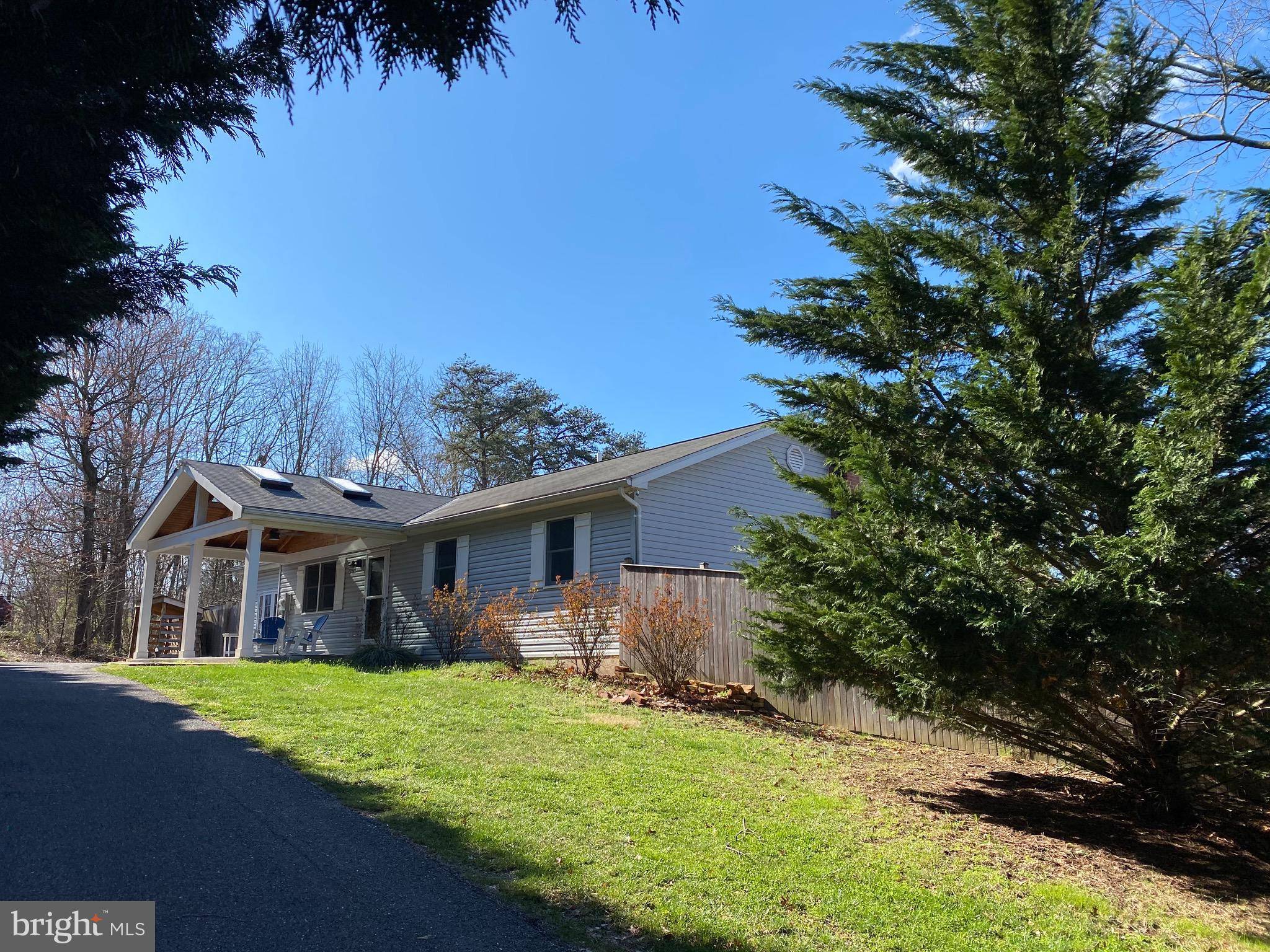 Berkeley Springs, WV 25411,85 WOODSIDE SOUTH CT