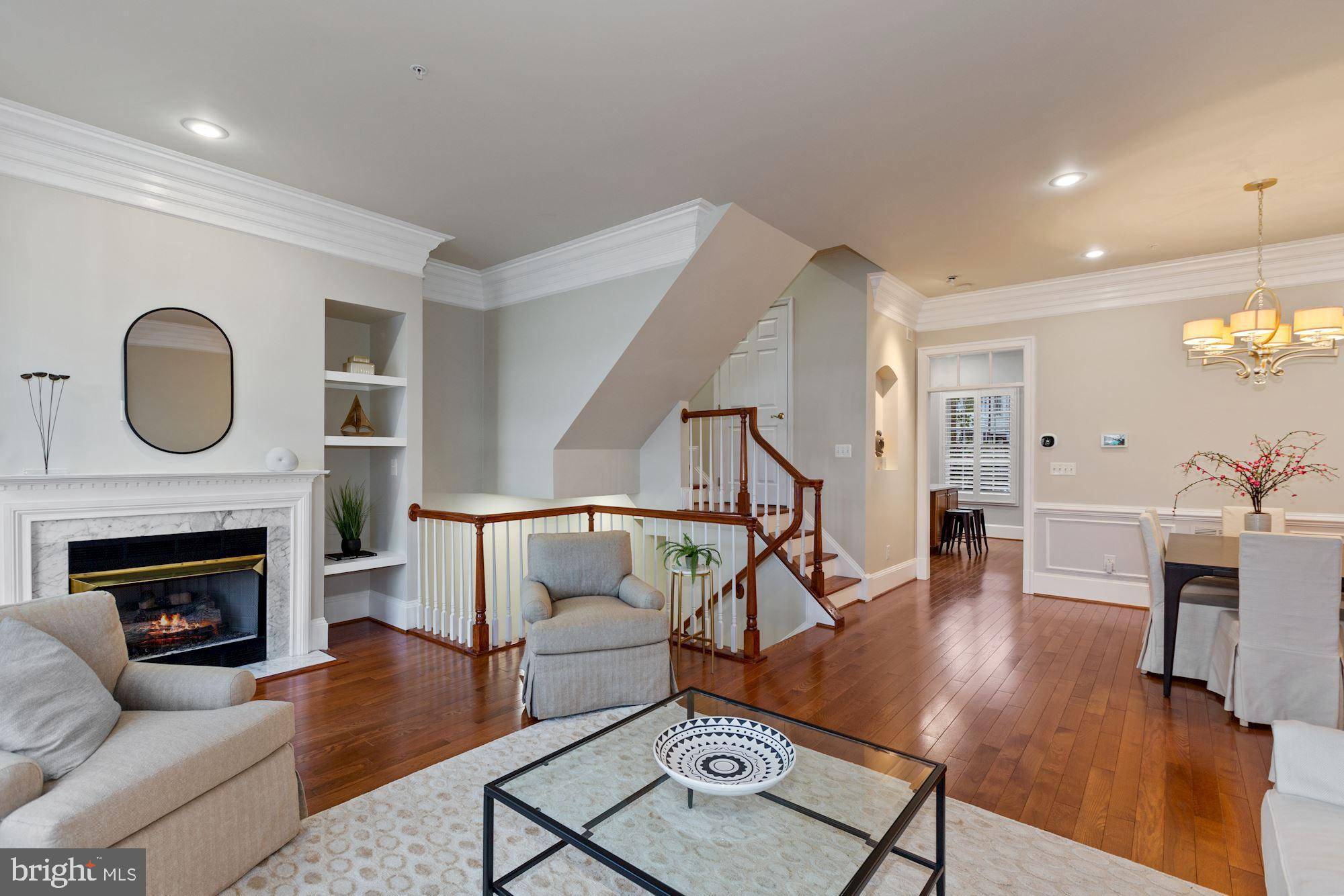 Alexandria, VA 22314,604 FORDS LANDING WAY