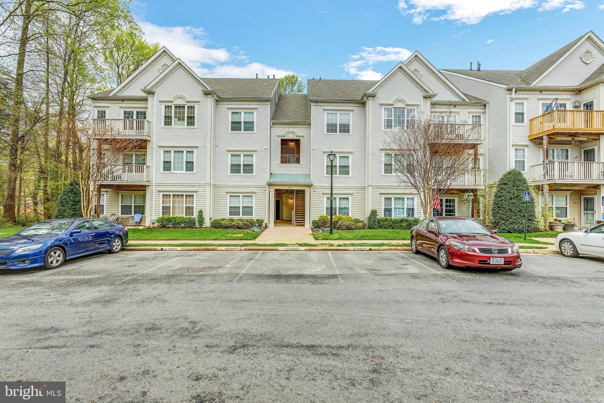 Fairfax, VA 22033,12491 HAYES CT #101