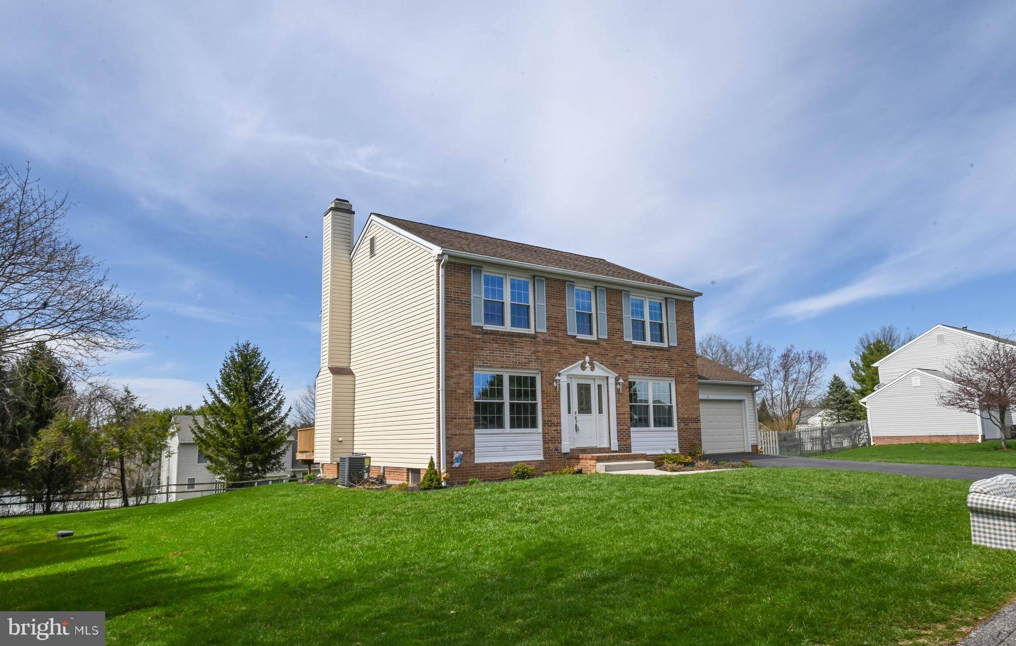 New Freedom, PA 17349,16 OLD FARM LN