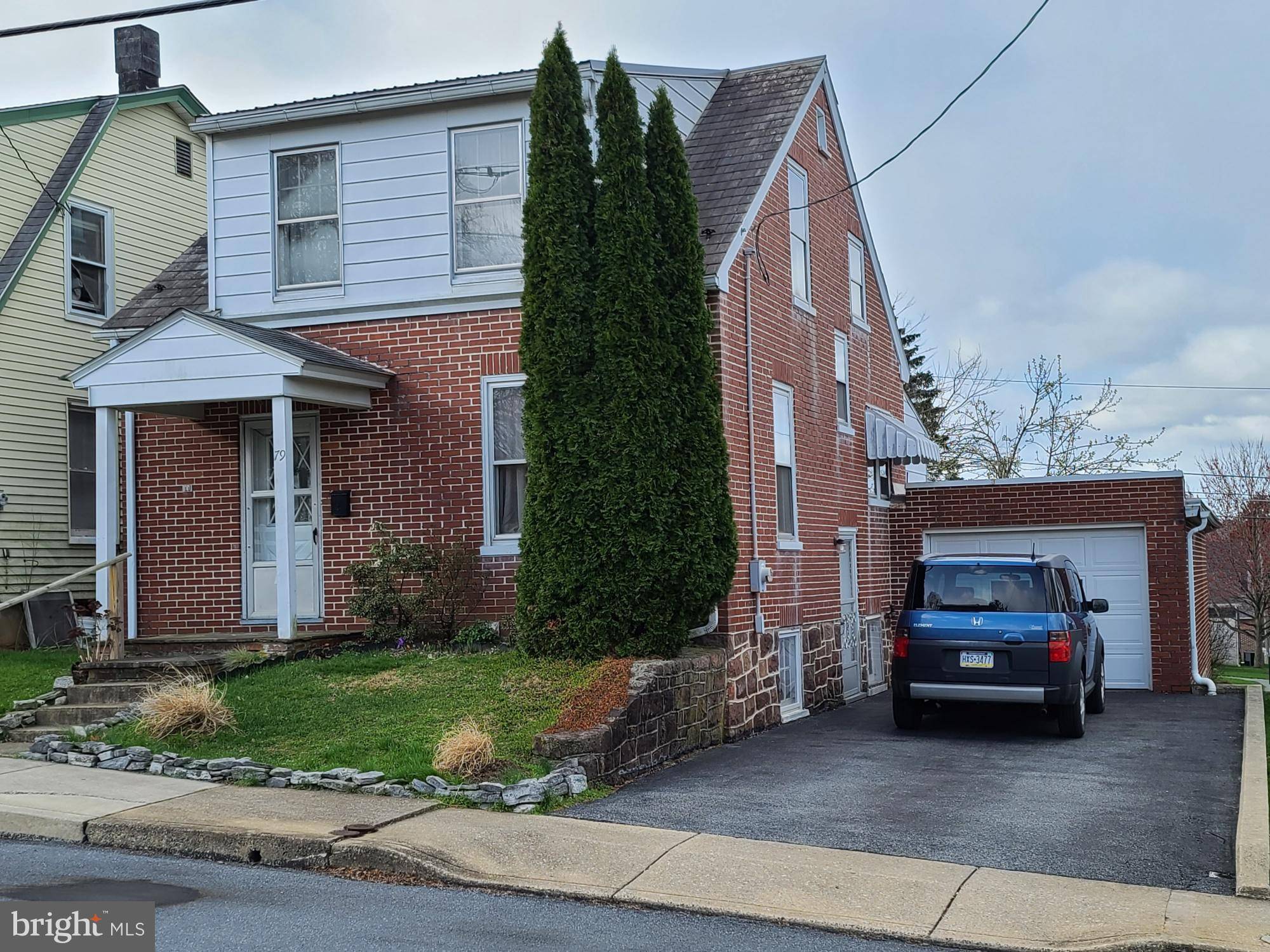 Ephrata, PA 17522,79 E PINE ST