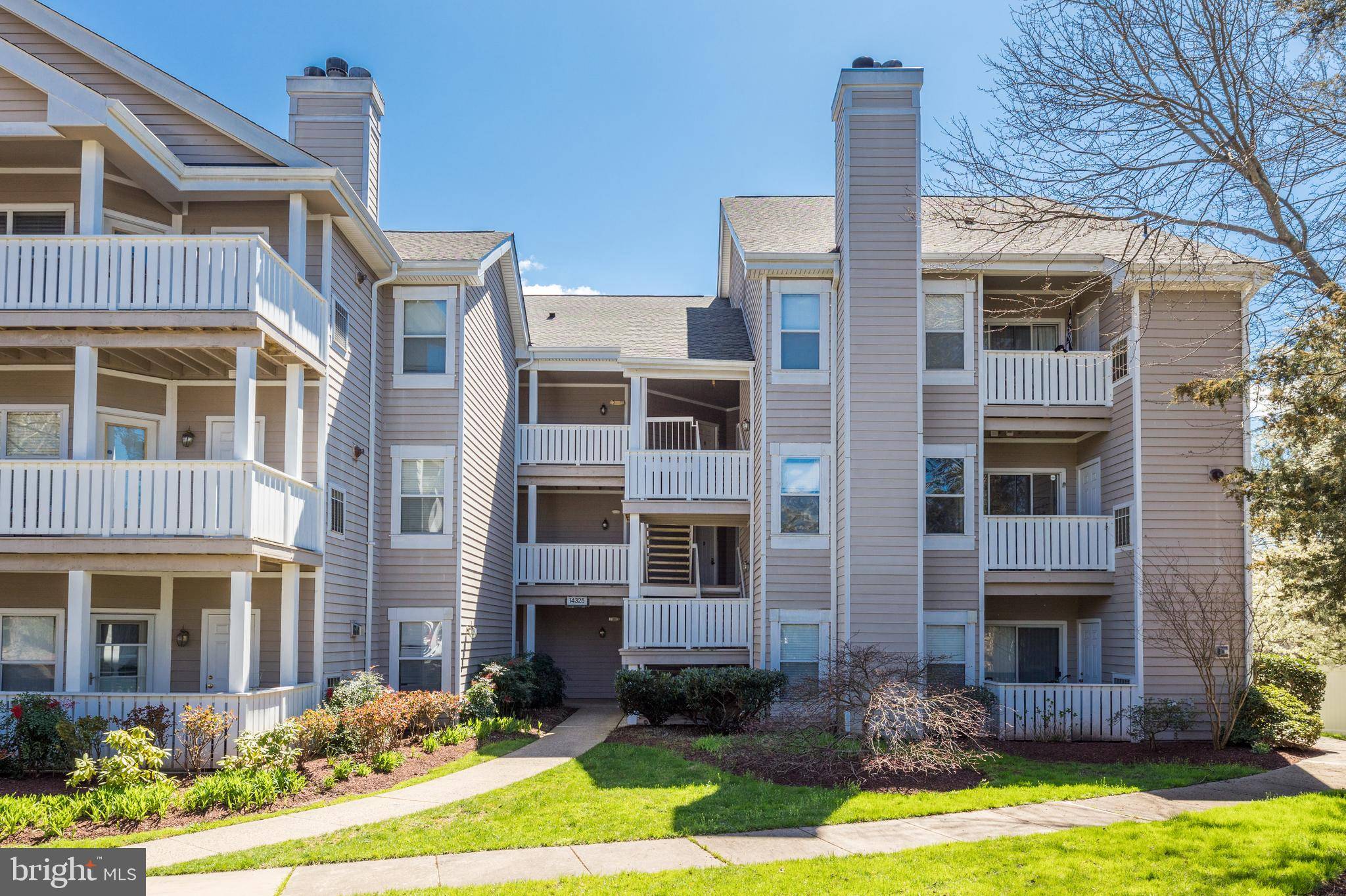 Centreville, VA 20121,14325 CLIMBING ROSE WAY #306