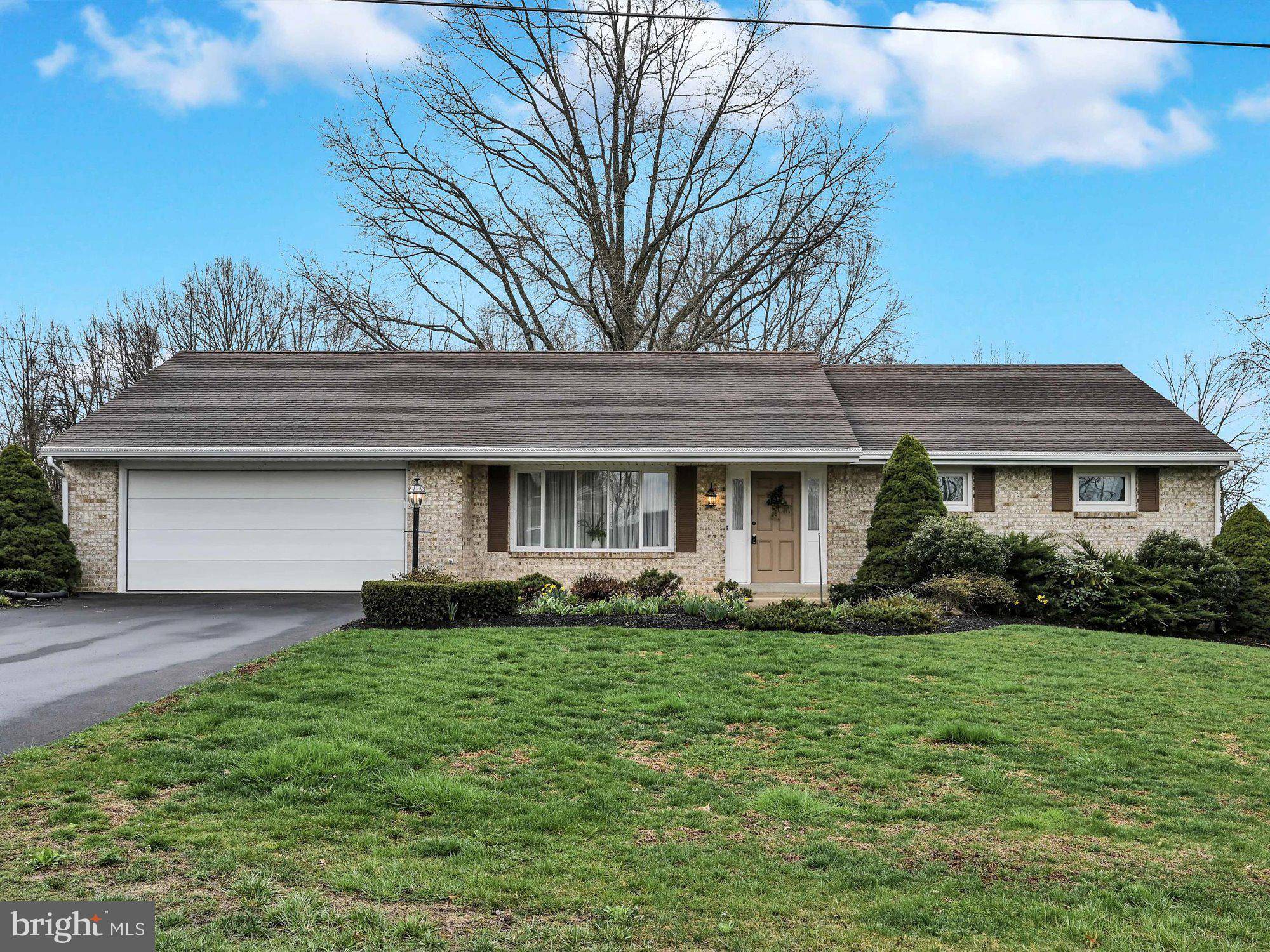 Ephrata, PA 17522,165 EBERSOLE RD