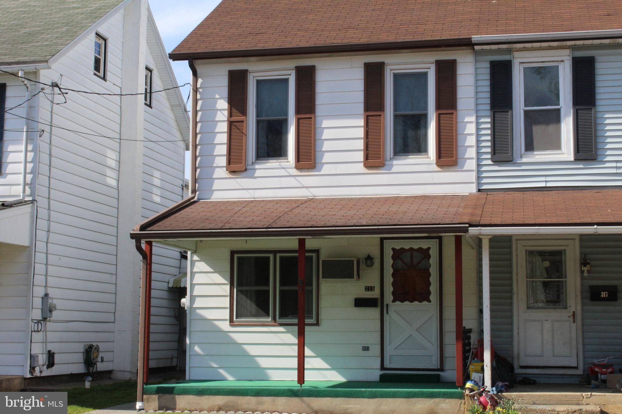 Topton, PA 19562,315 FURNACE ST