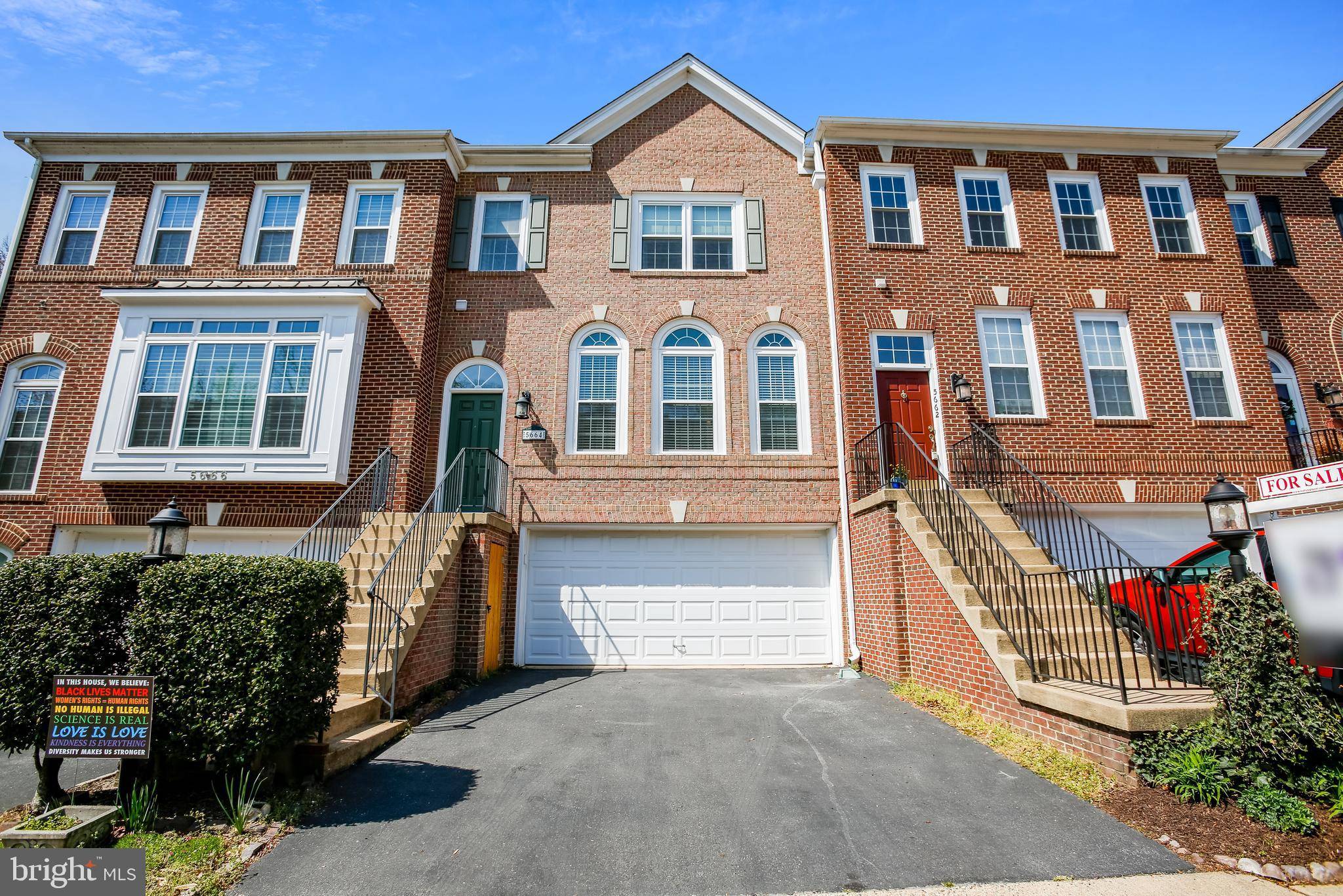 Alexandria, VA 22310,5664 GOVERNORS POND CIR