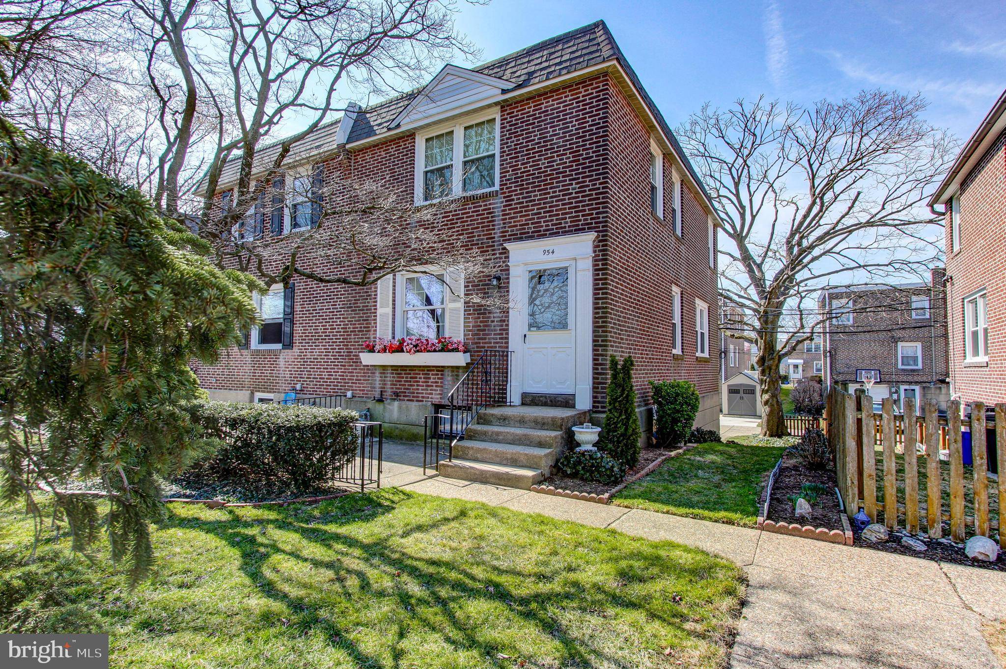 Drexel Hill, PA 19026,954 BRYAN ST