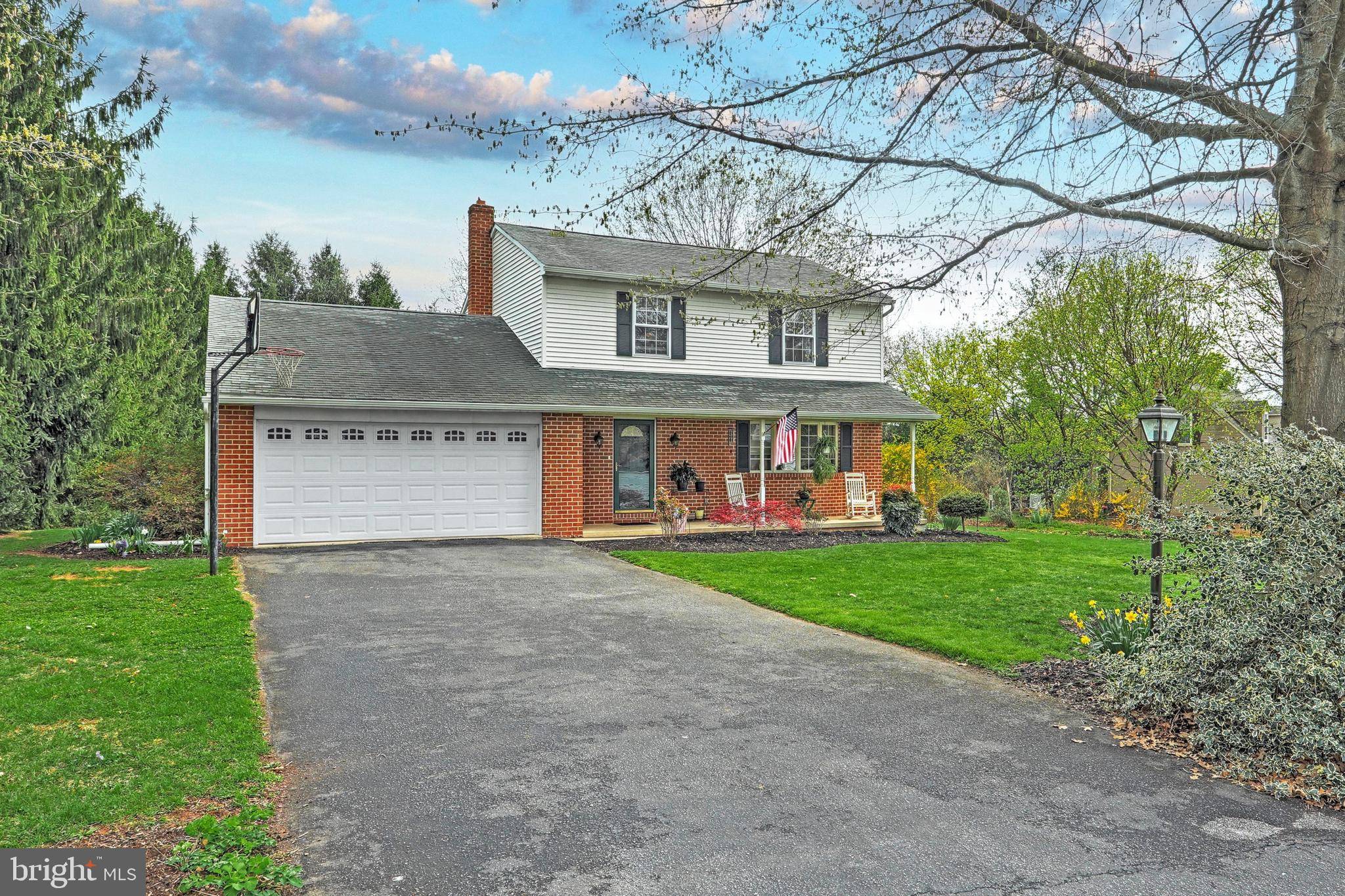 Glen Rock, PA 17327,5 MCCULLOUGH DR