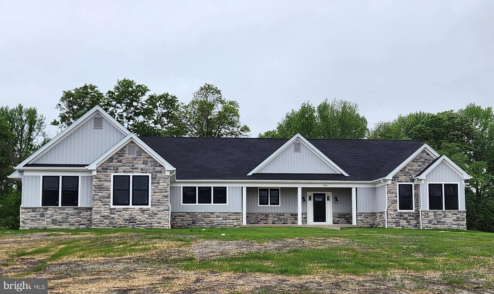 Southampton, NJ 08088,104 BRIDLE PATH CT.