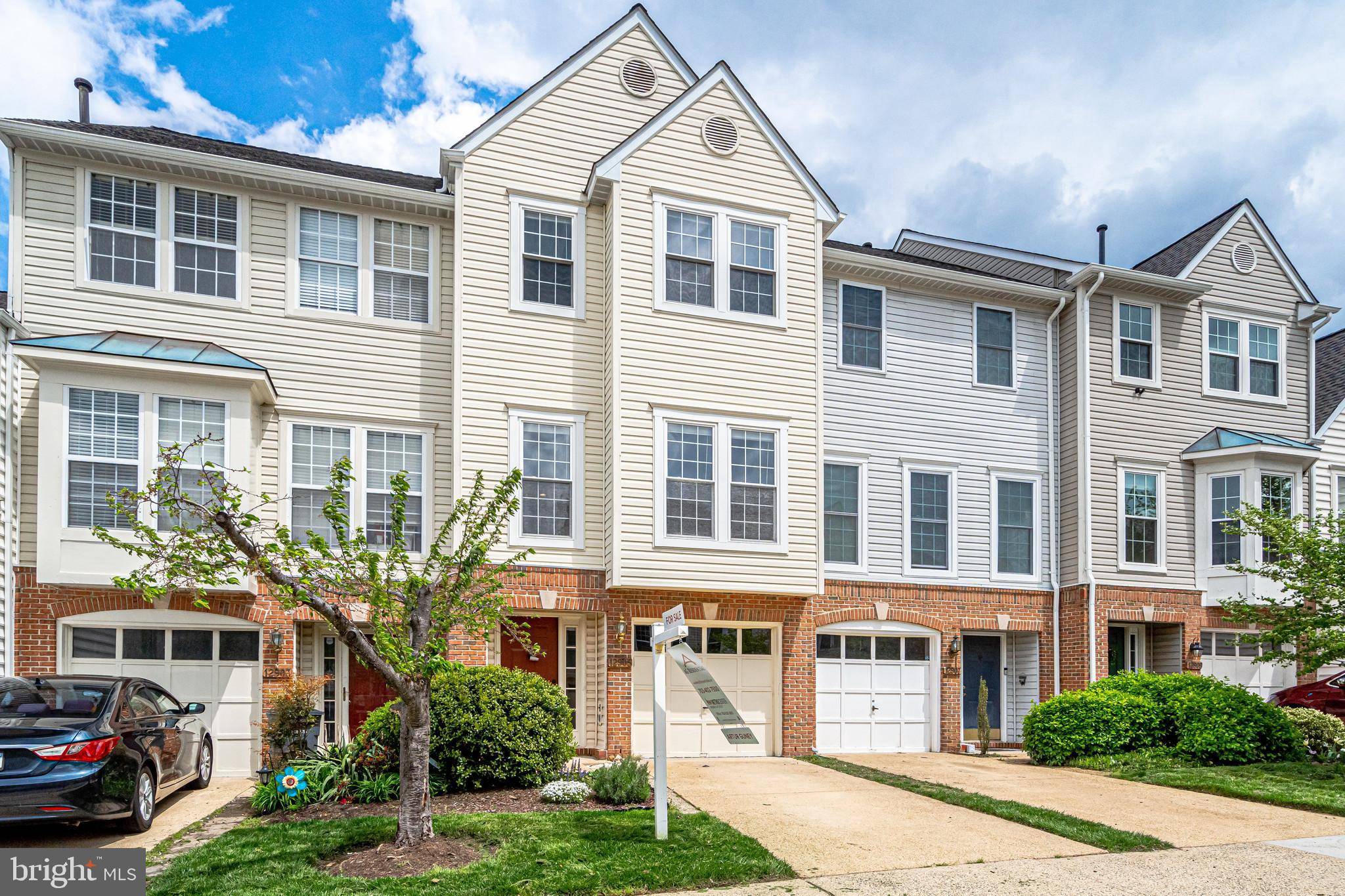 Woodbridge, VA 22192,12905 TITANIA WAY