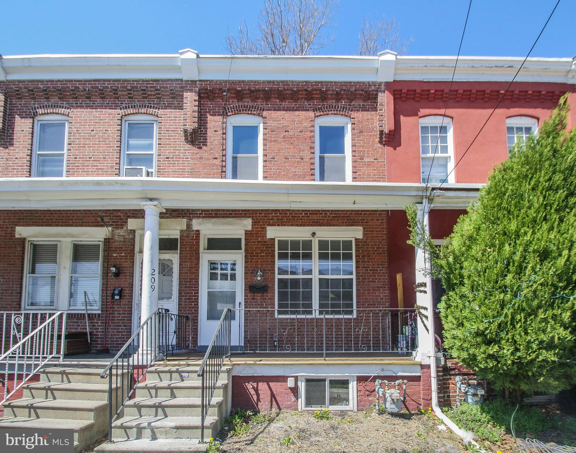 Norristown, PA 19401,209 BUTTONWOOD ST