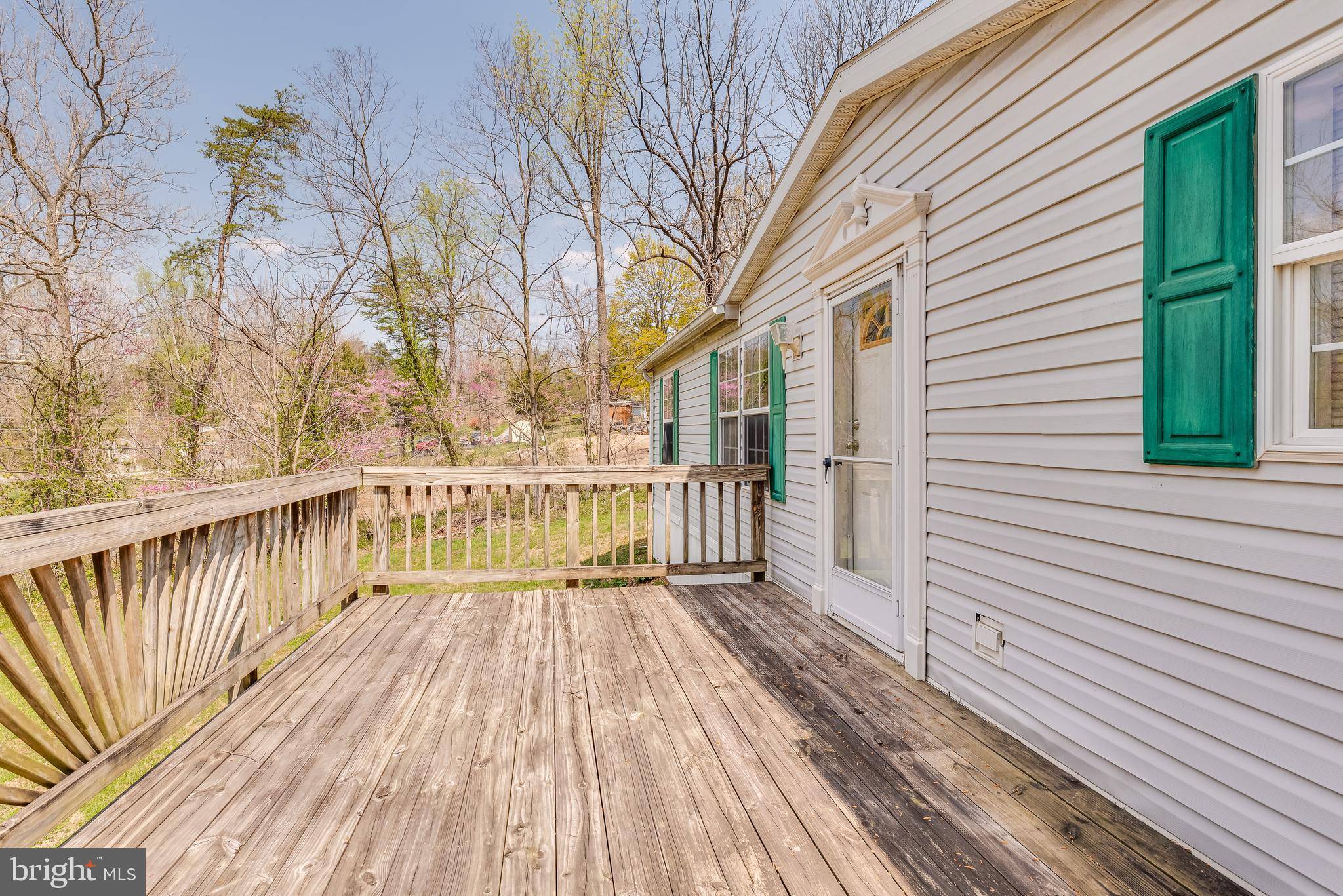 Harpers Ferry, WV 25425,53 CAMP HILL LN