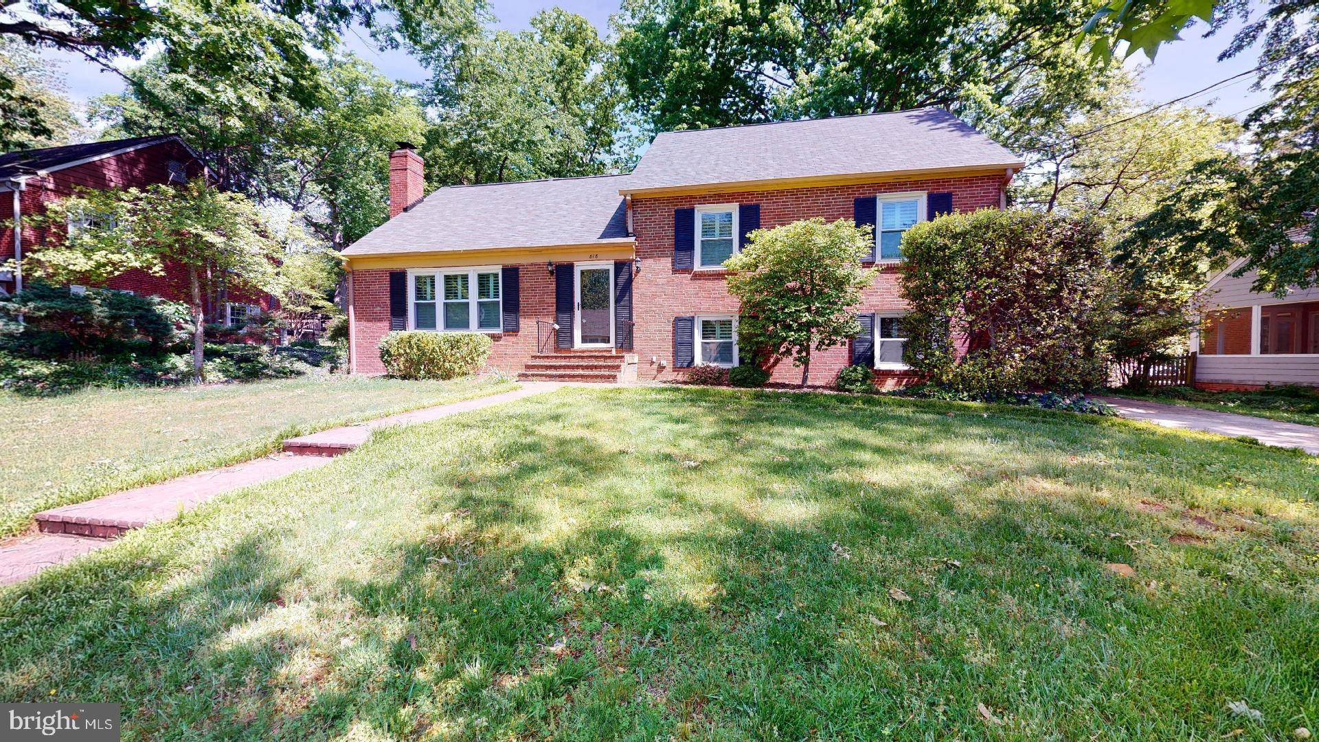 Alexandria, VA 22308,818 EDEN CT