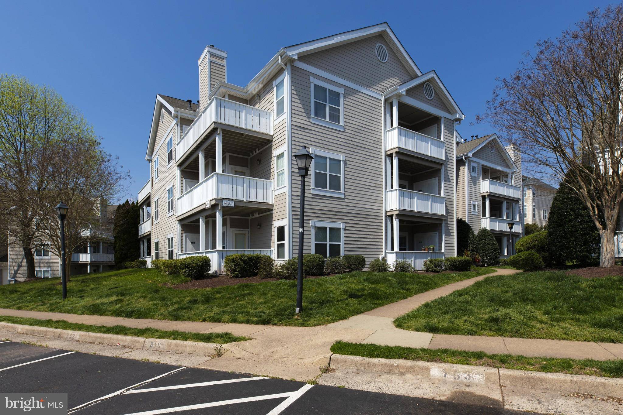 Centreville, VA 20121,14302 ROSY LN #12