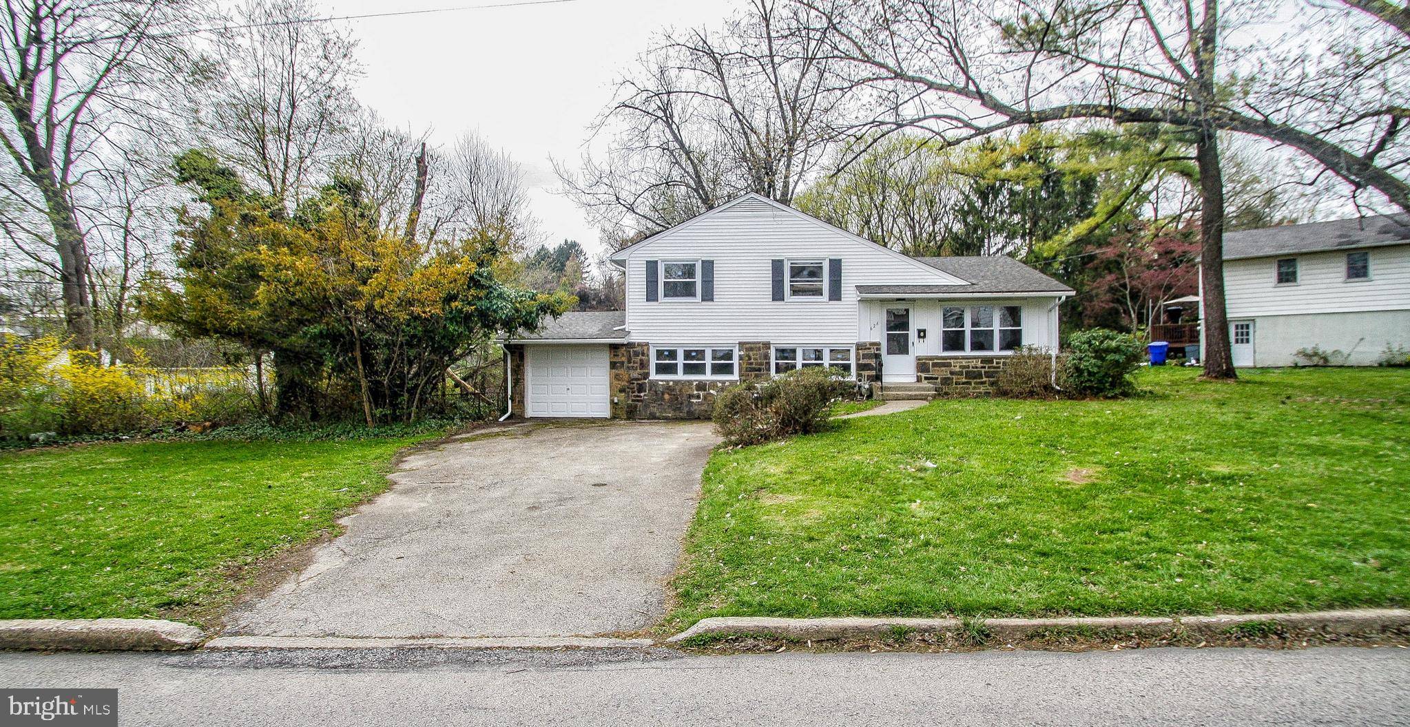 Glenside, PA 19038,626 W GLENSIDE AVE