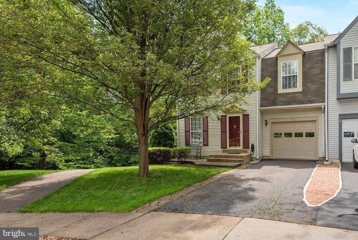 Springfield, VA 22153,7957 GAMBRILL CT