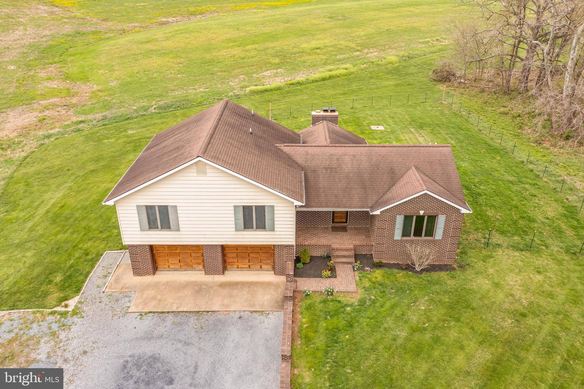 Kearneysville, WV 25430,19 HIGHLAND WAY