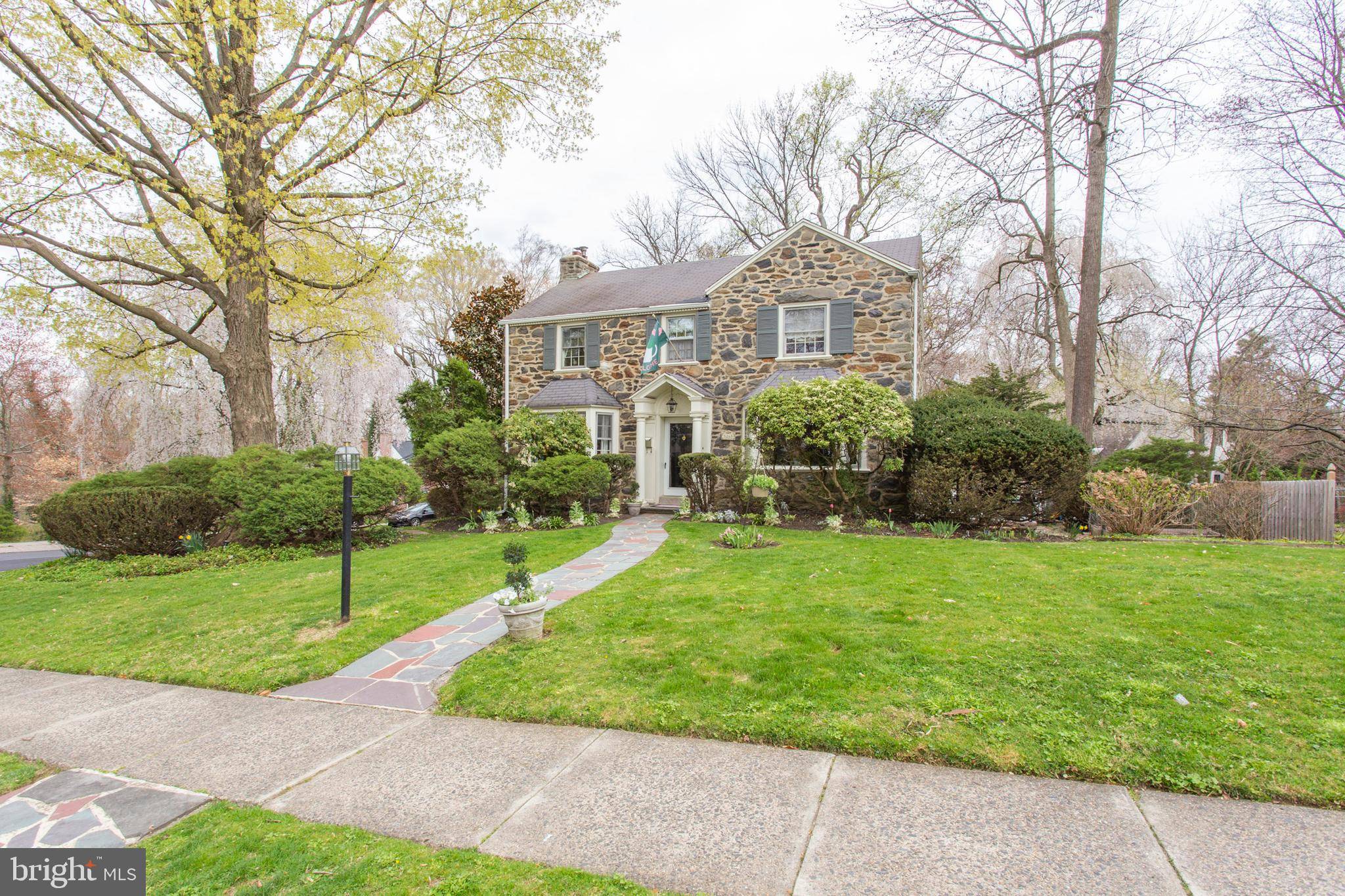 Drexel Hill, PA 19026,5265 APACHE LN