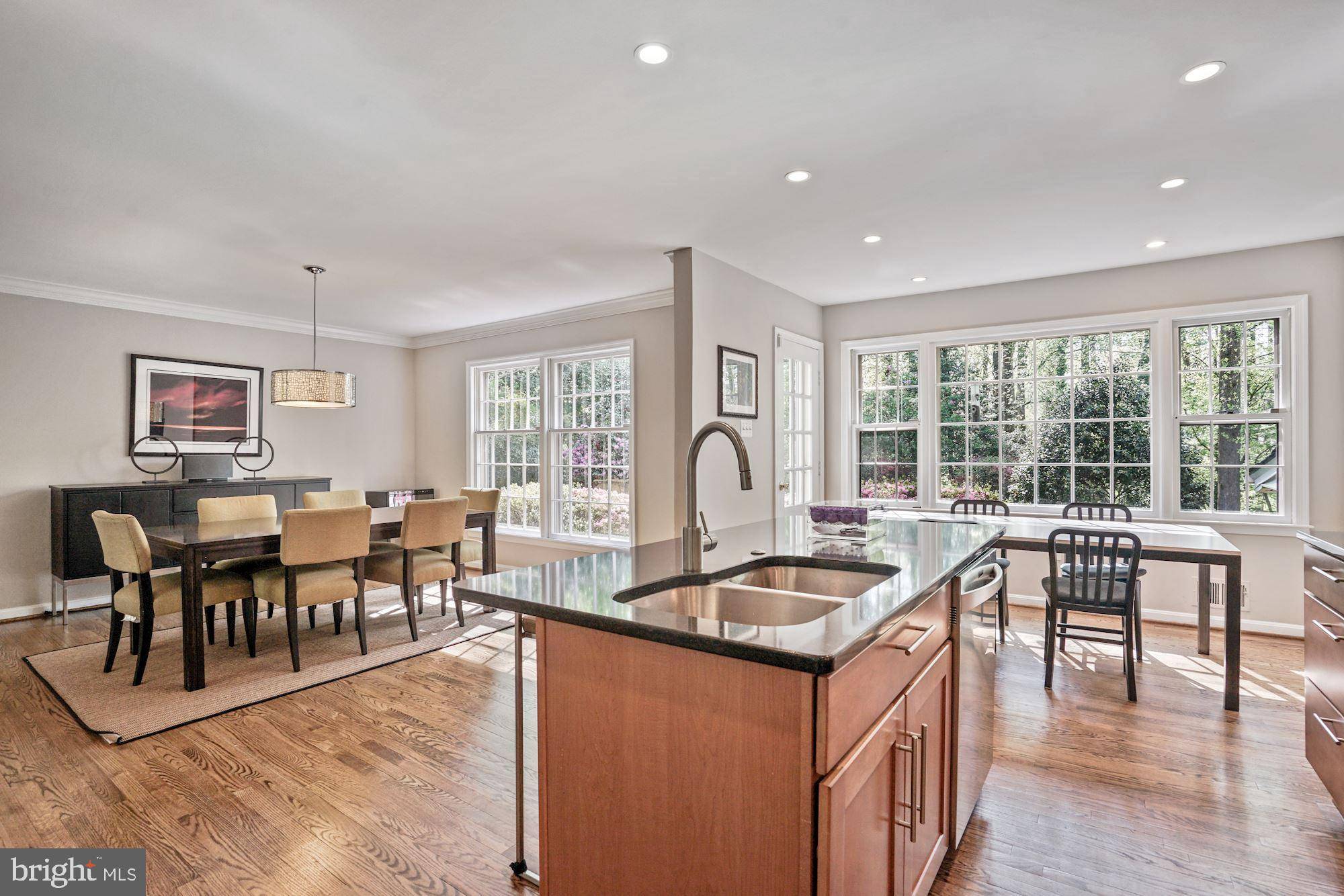 Mclean, VA 22101,1571 FOREST VILLA LN