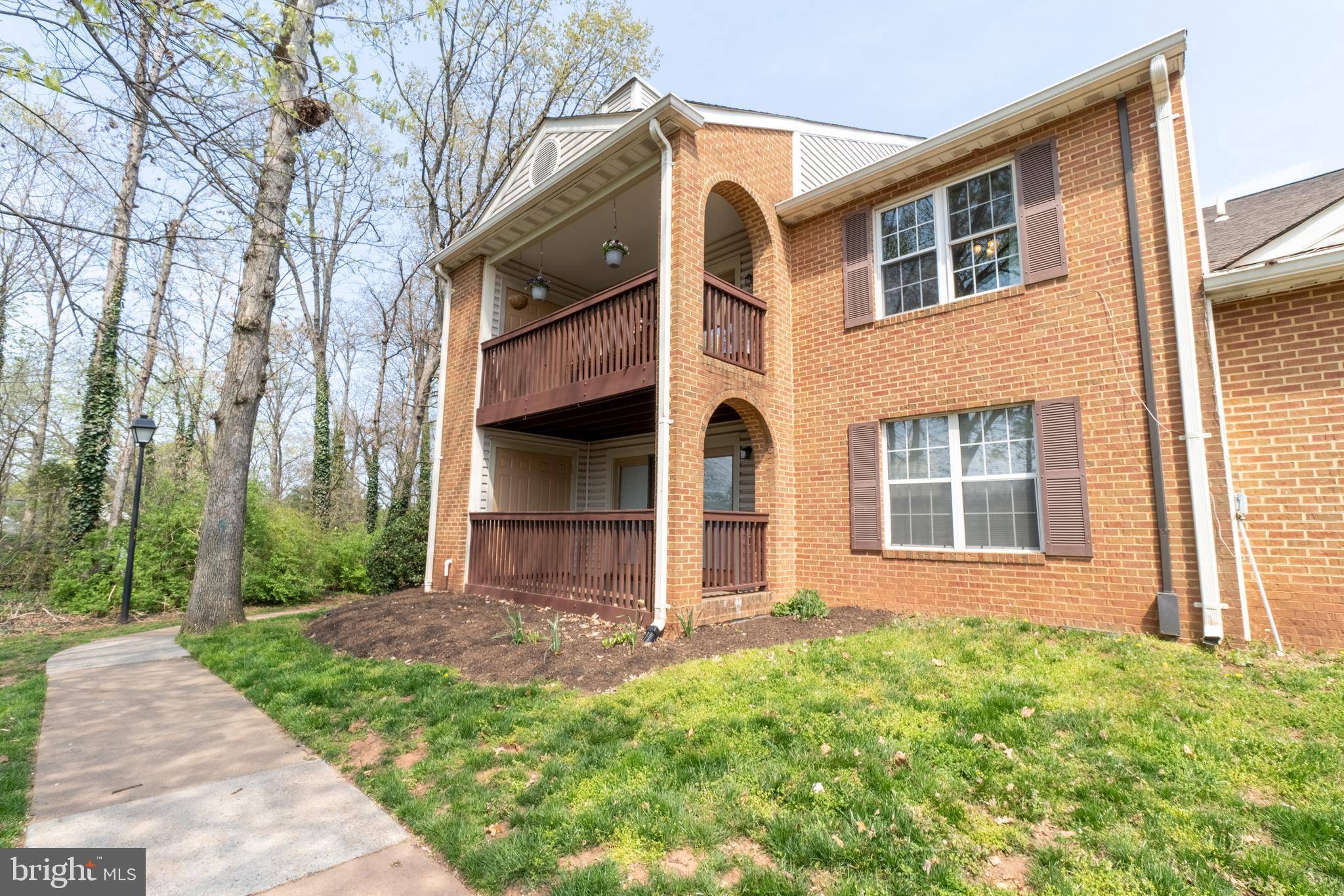 Manassas, VA 20110,9939 GRAPEWOOD CT #70