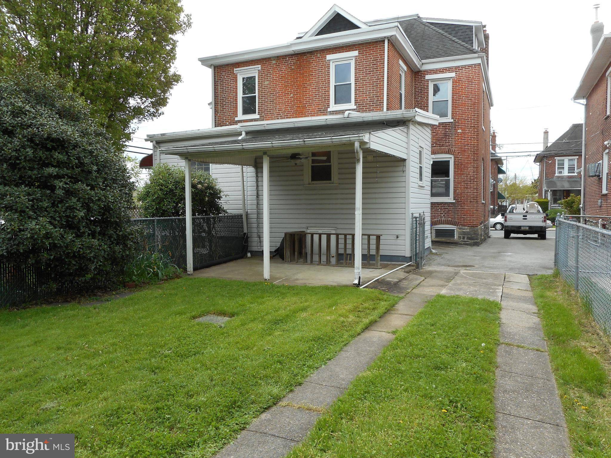 Clifton Heights, PA 19018,129 E BERKLEY AVE