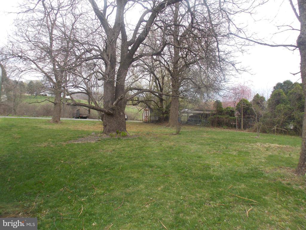 Lehighton, PA 18235,282 MAHONING DRIVE E